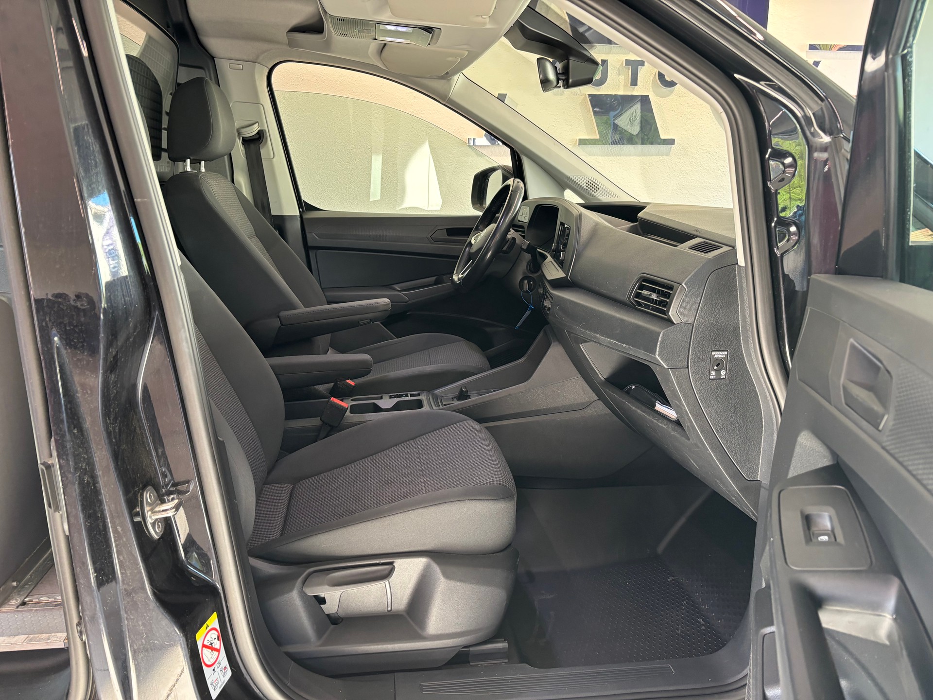 VW Caddy Cargo 1.5TSI Entry Maxi DSG-image-7