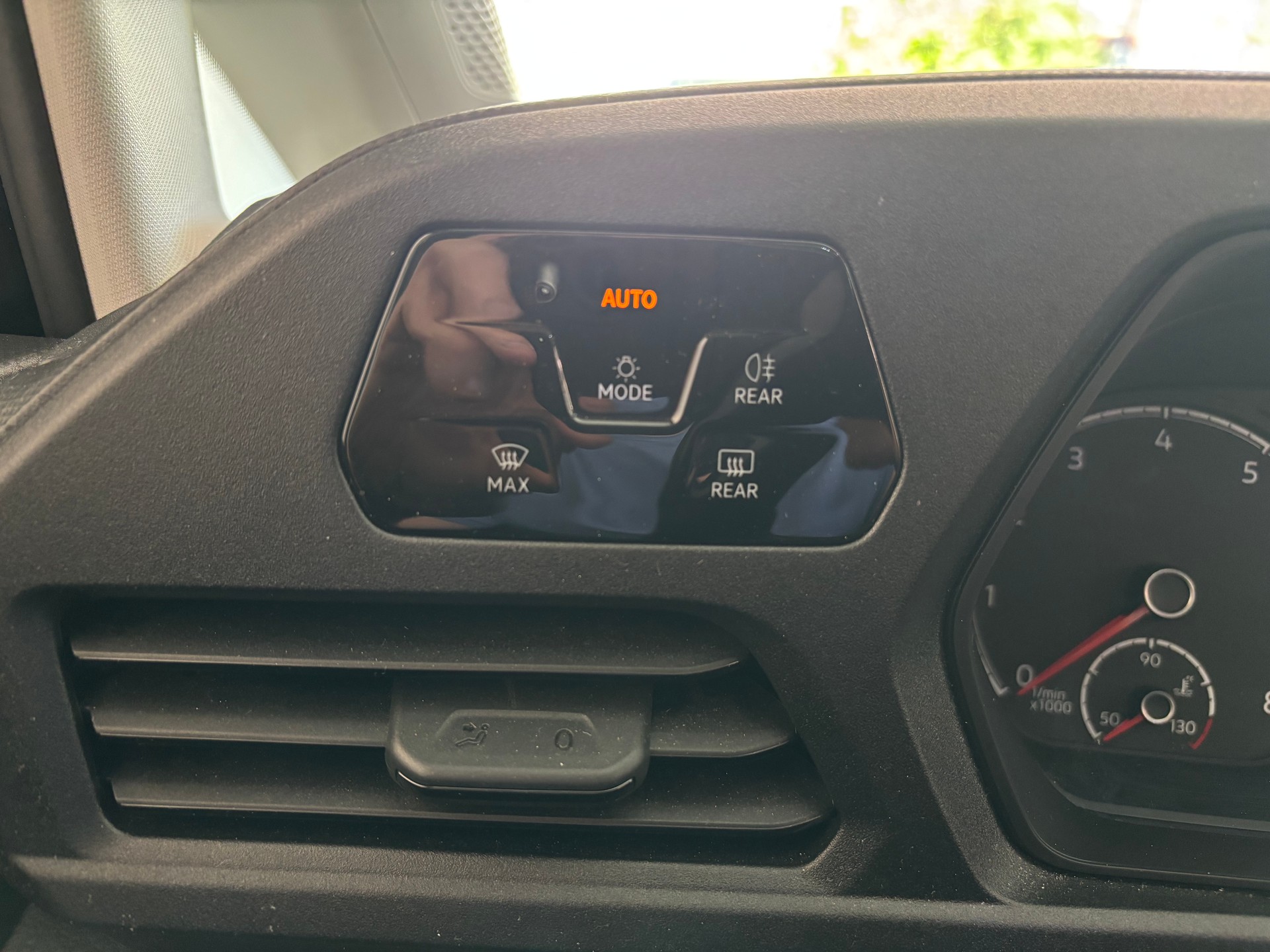 VW Caddy Cargo 1.5TSI Entry Maxi DSG-image-12