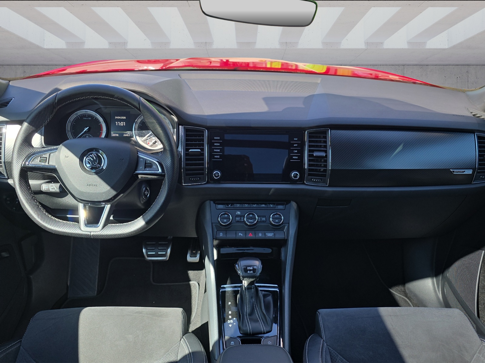 SKODA Kodiaq 2.0 TSI Sport Line DSG 4x4-image-6