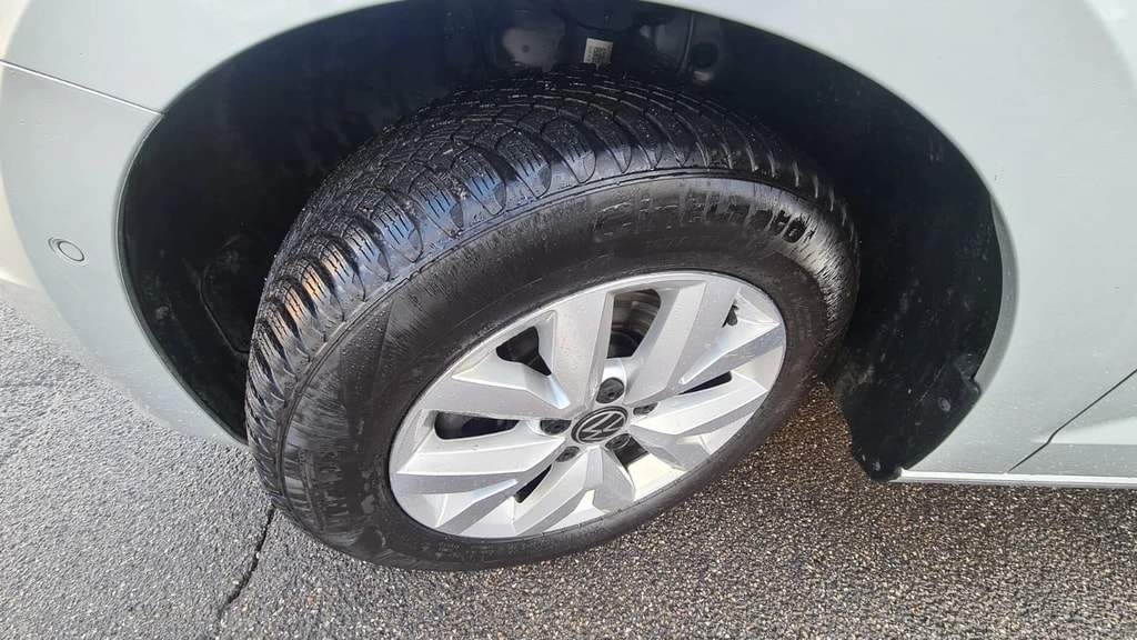 VW Touran 2.0 TDI BlueMotion TechnologyComfortline DSG ** Gr-Navi ** RF-Kamera ** Abstandsregelsysteme ** Sitzheizung ** Ab MFK **-image-13