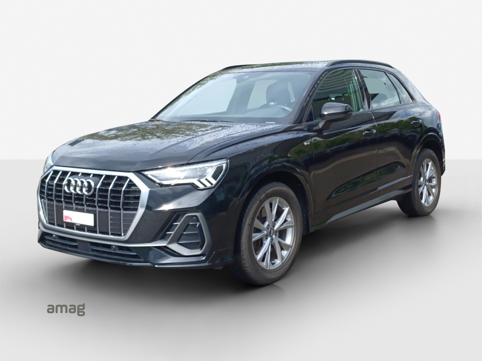 AUDI Q3 40 TFSI S line quattro S-tronic-image-0