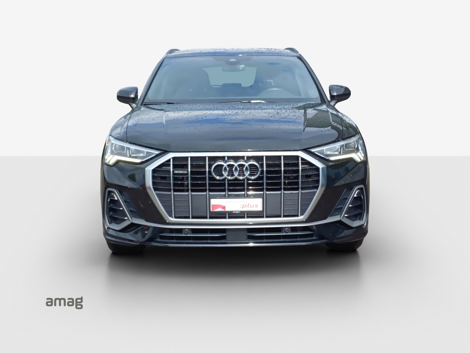 AUDI Q3 40 TFSI S line quattro S-tronic-image-6