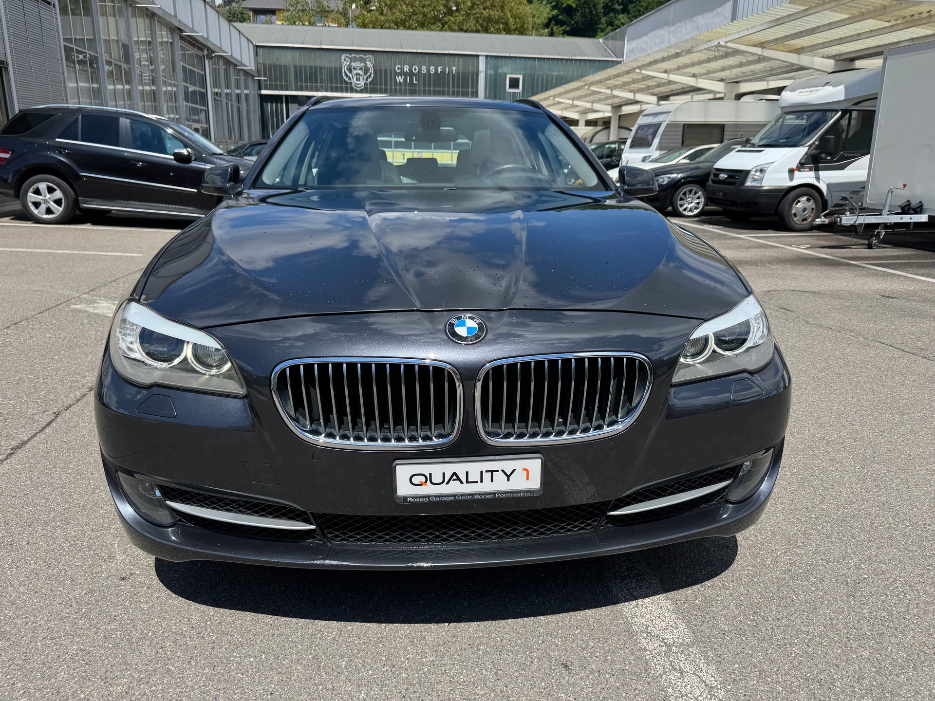 BMW 525d xDrive Touring Steptronic-image-4