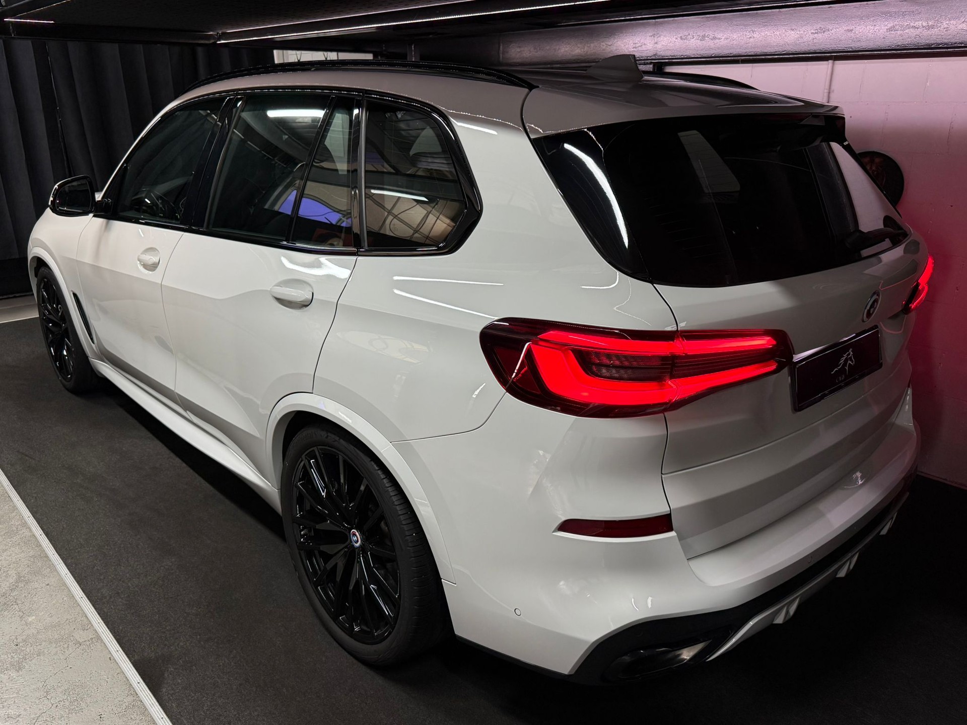 BMW X5 xDrive 25d M Sport Steptronic * 7 Plätze *M Aerodynamikpaket * Head-Up Display * Luftfederung * Harman-Kardon * 22 Zoll **-image-3
