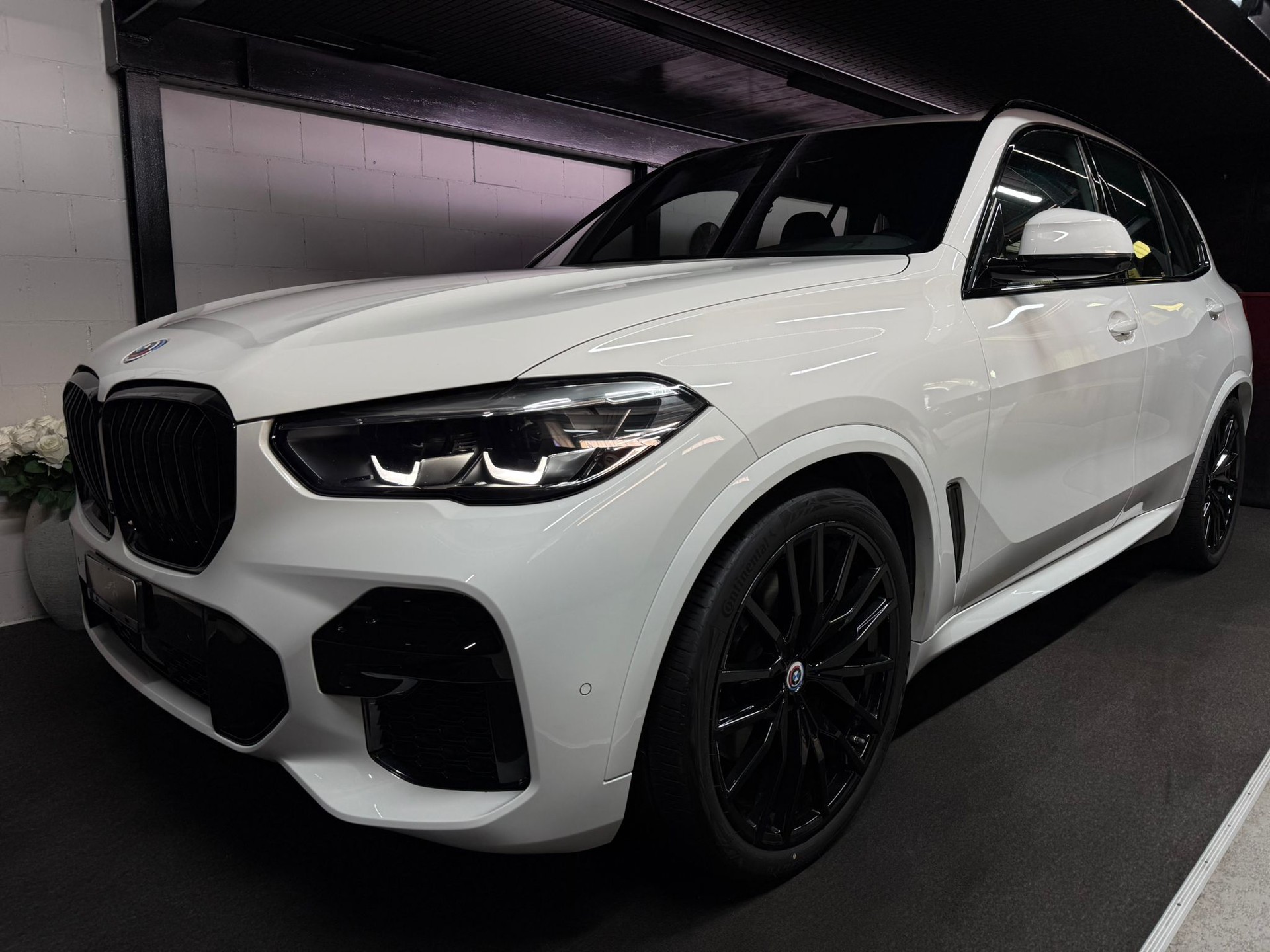 BMW X5 xDrive 25d M Sport Steptronic * 7 Plätze *M Aerodynamikpaket * Head-Up Display * Luftfederung * Harman-Kardon * 22 Zoll **-image-2