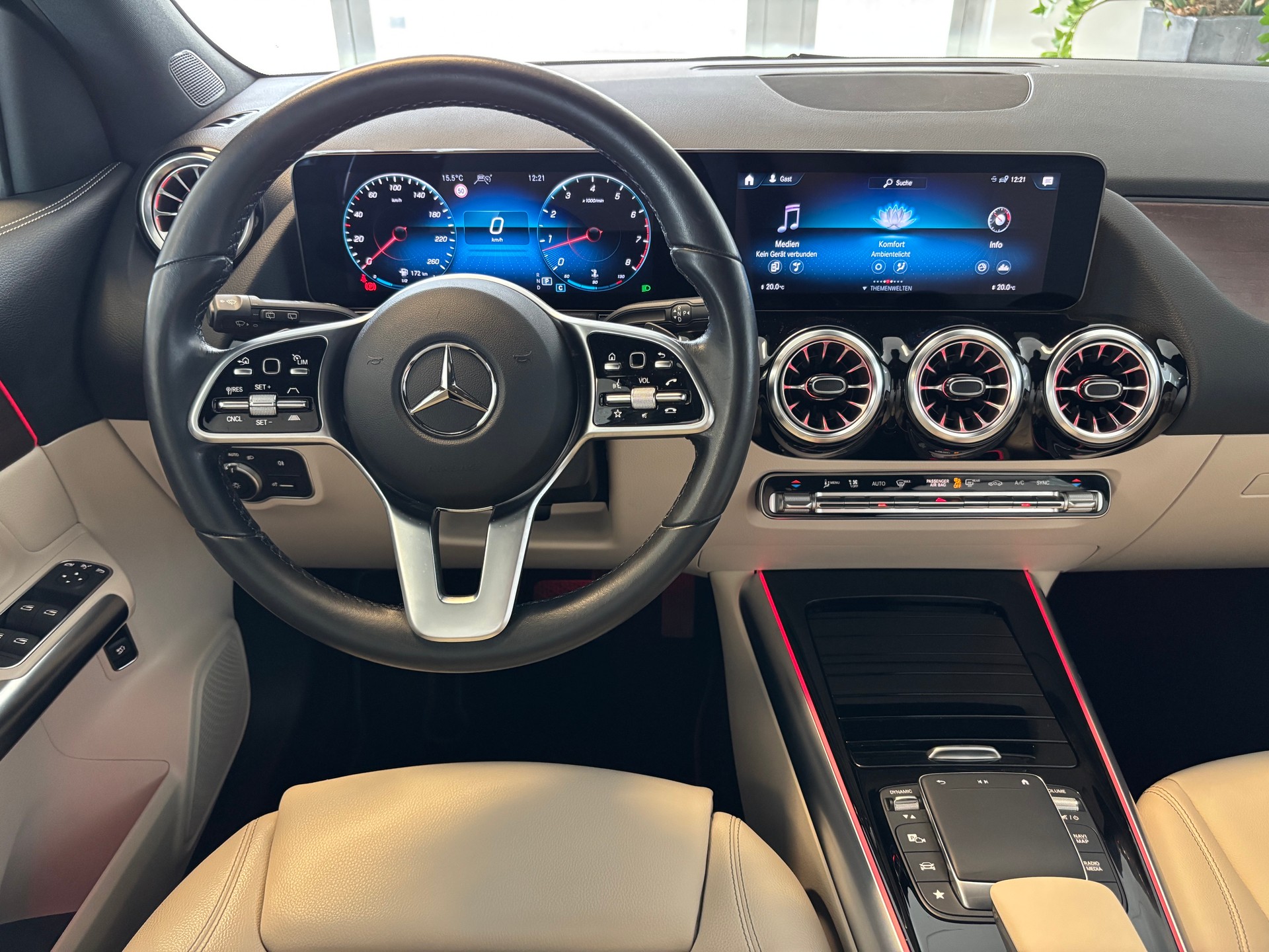 MERCEDES-BENZ GLA 250 4Matic Progressive 8G-DCT-image-14
