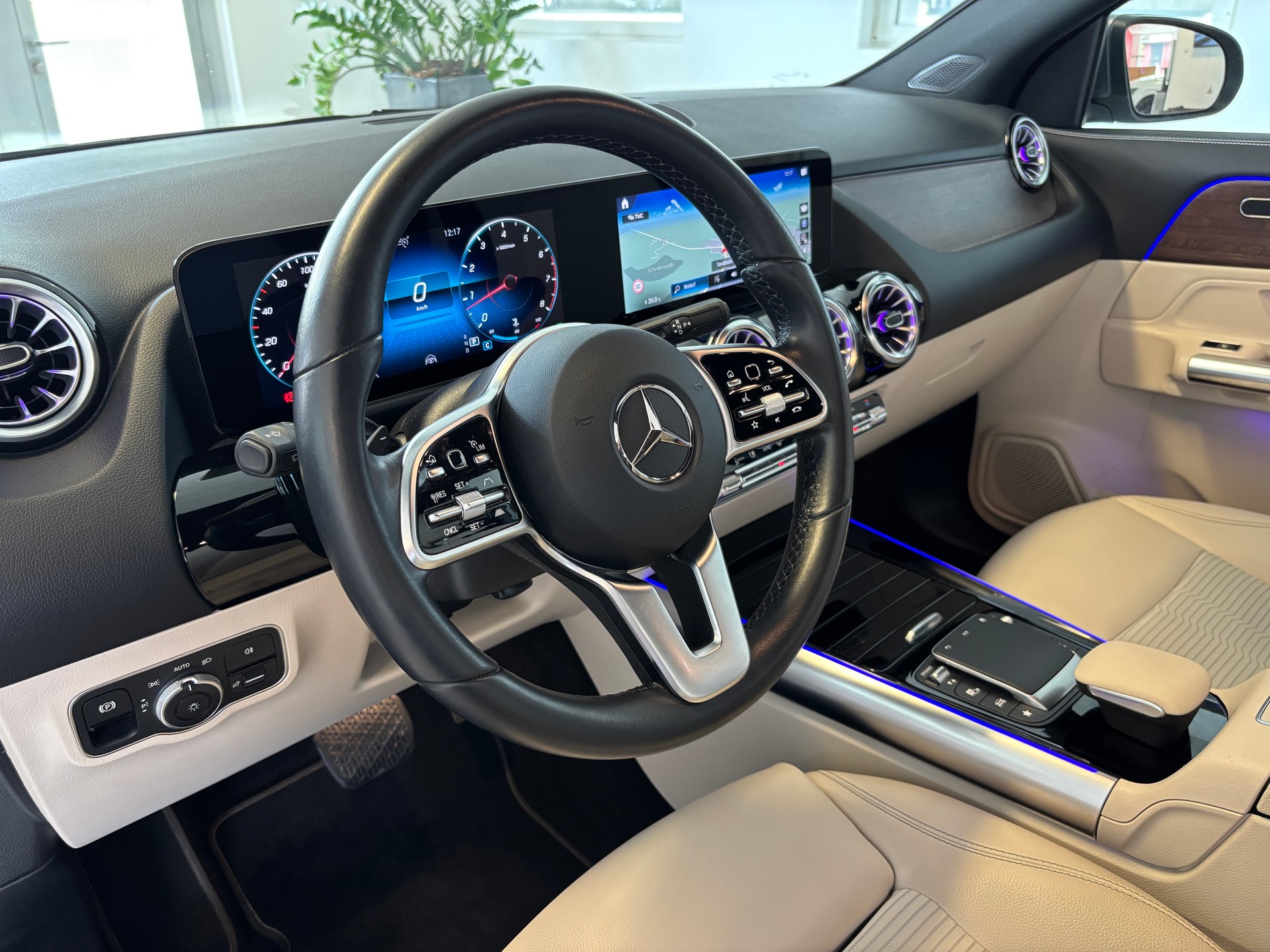 MERCEDES-BENZ GLA 250 4Matic Progressive 8G-DCT-image-6