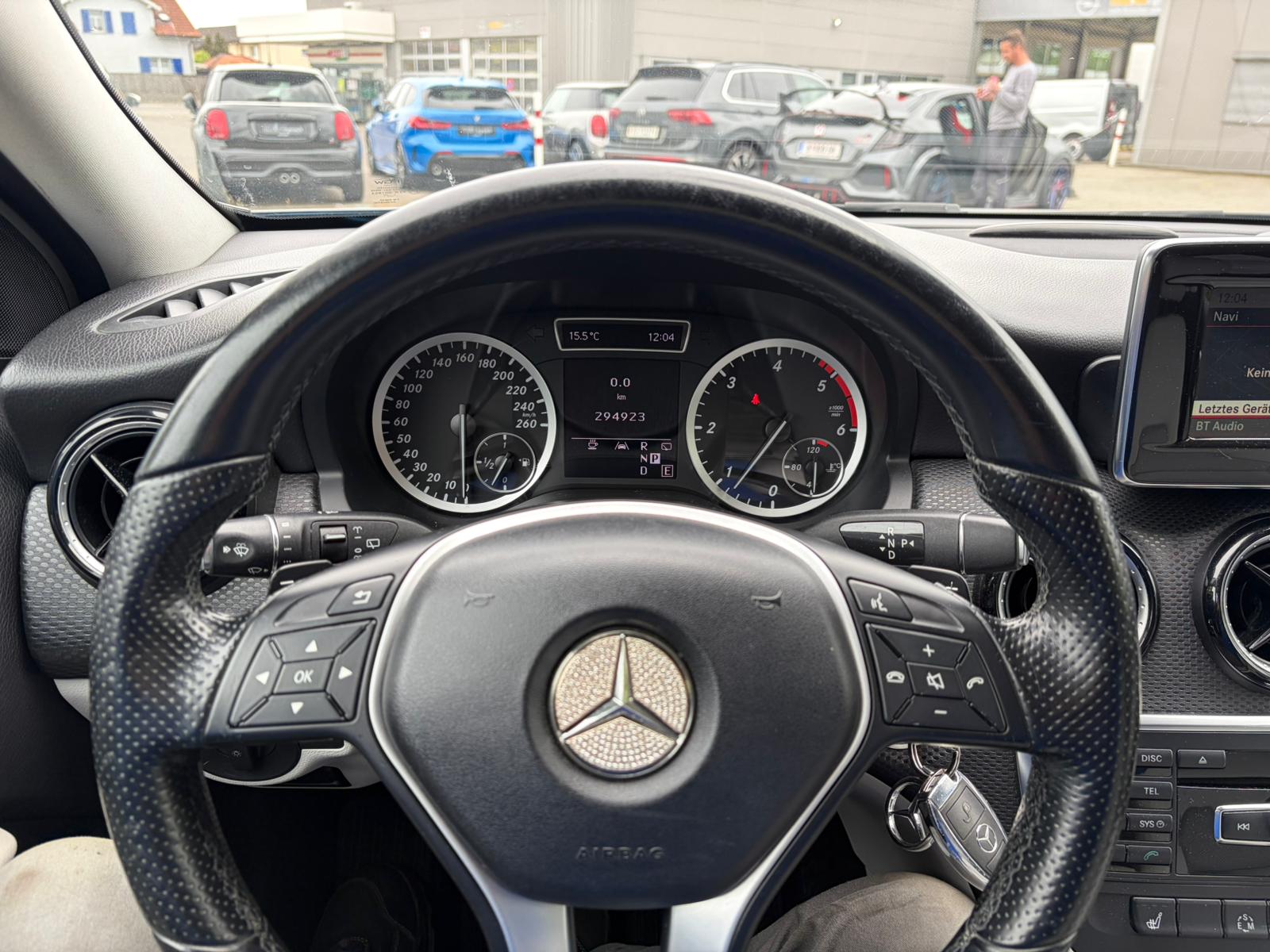 MERCEDES-BENZ A 180 CDI 7G-DCT-image-9