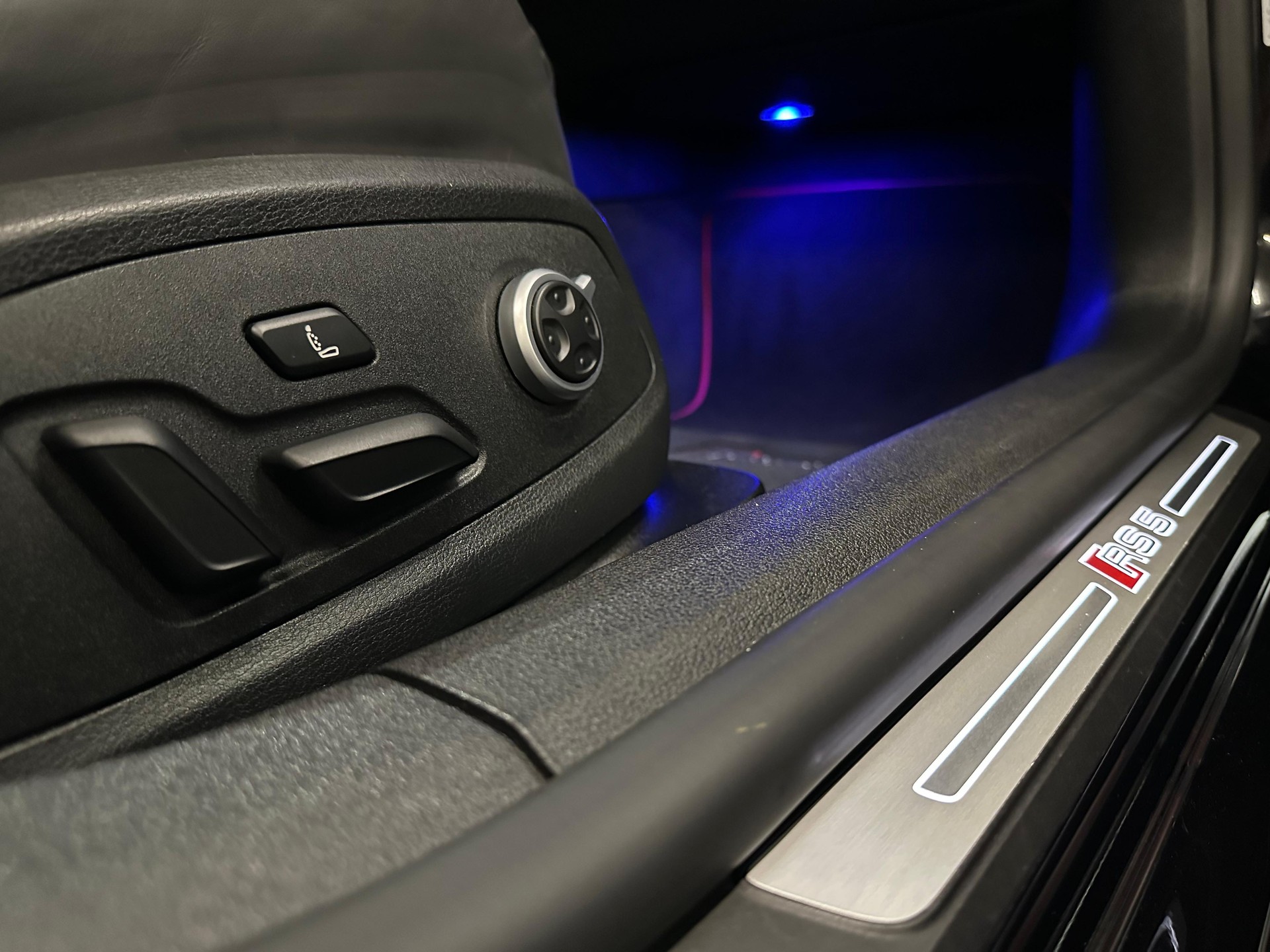 AUDI RS5 Sportback 2.9 TFSI quattro tiptronic-image-17