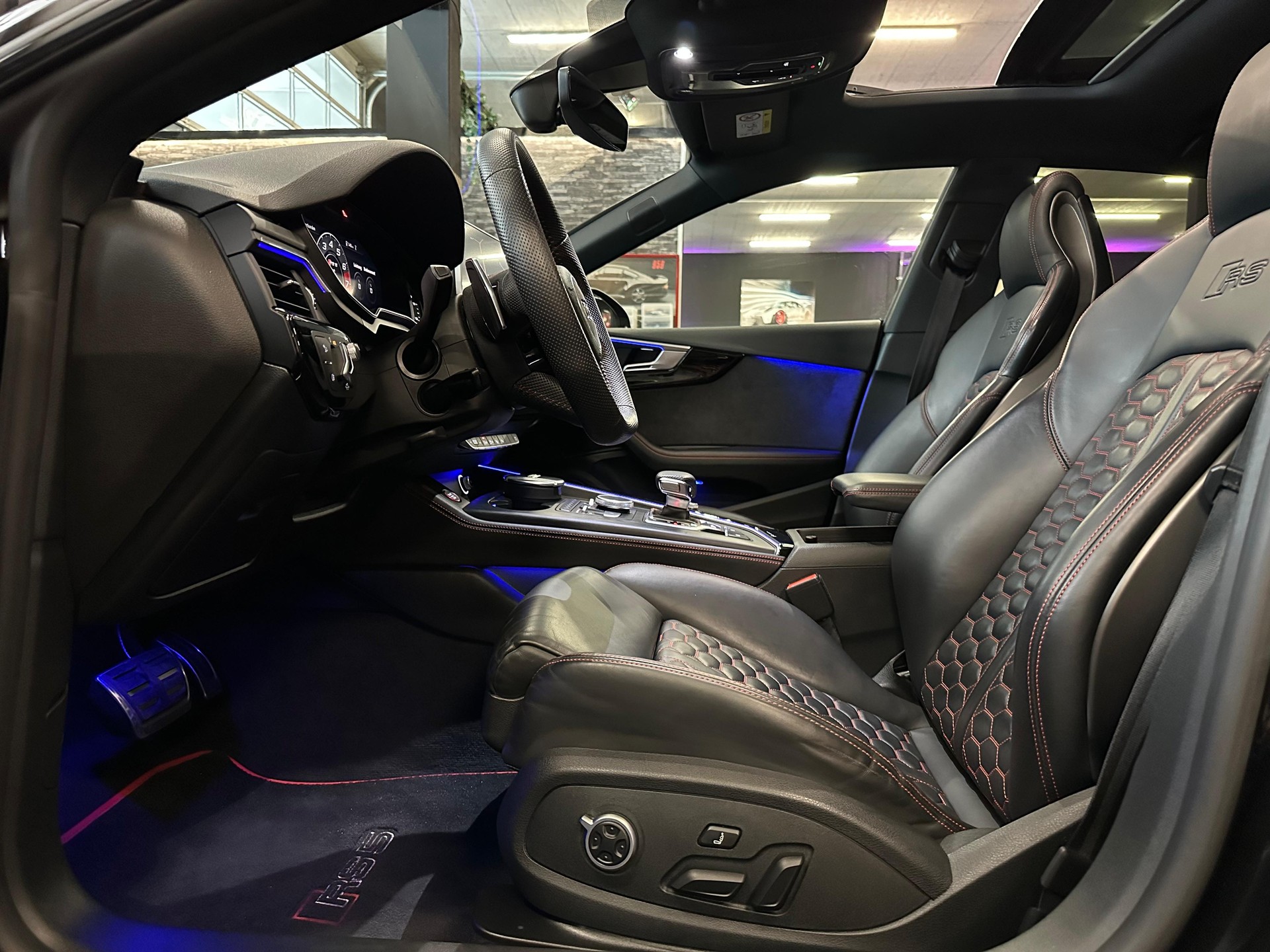 AUDI RS5 Sportback 2.9 TFSI quattro tiptronic-image-10