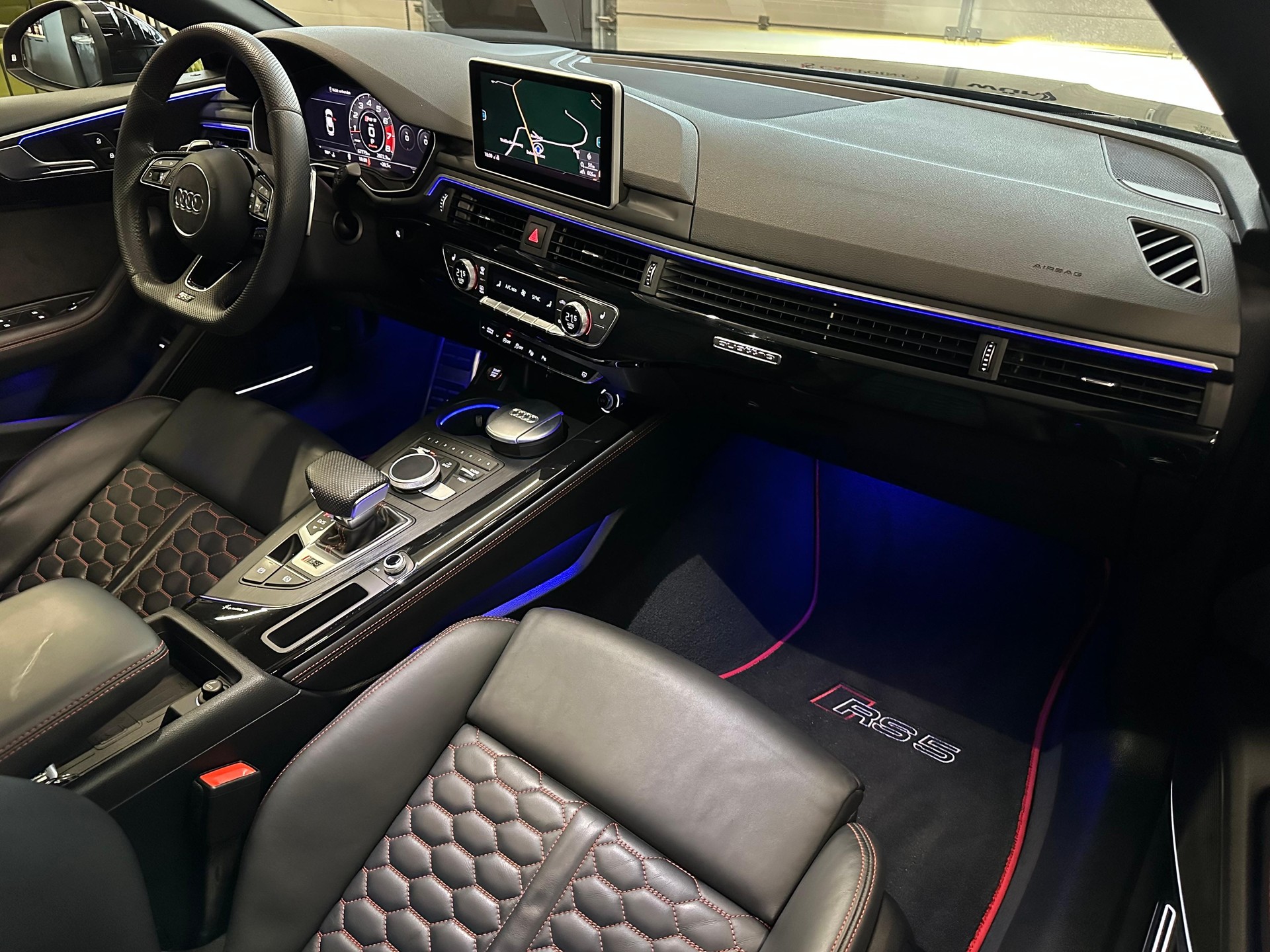 AUDI RS5 Sportback 2.9 TFSI quattro tiptronic-image-13