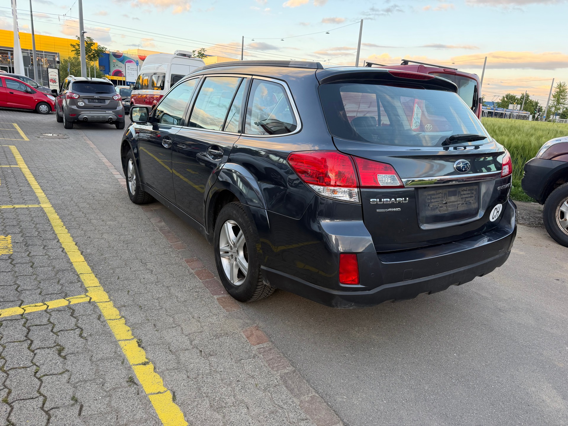 SUBARU Outback 2.5i Limited AWD Lineartronic-image-4