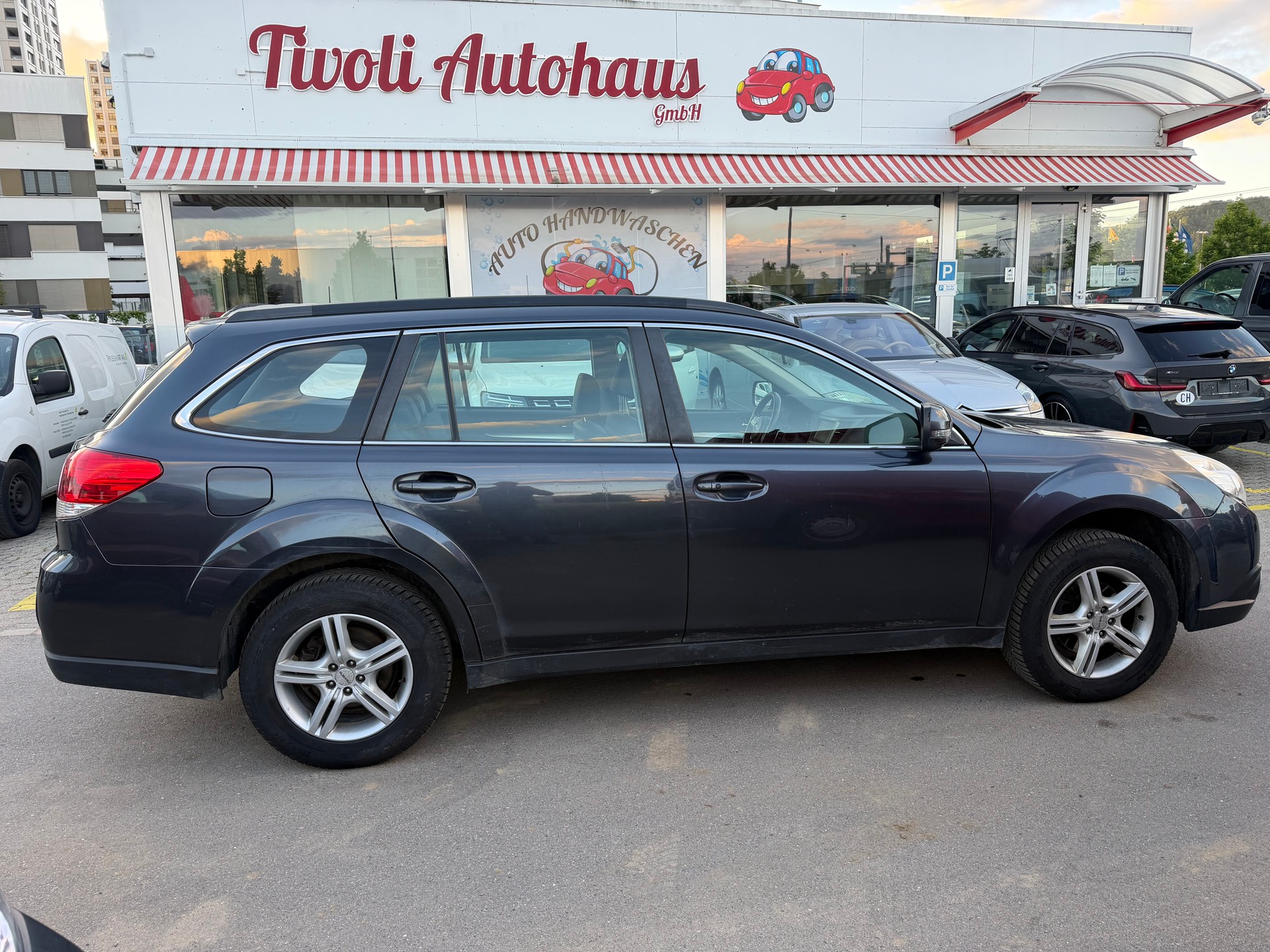 SUBARU Outback 2.5i Limited AWD Lineartronic-image-7
