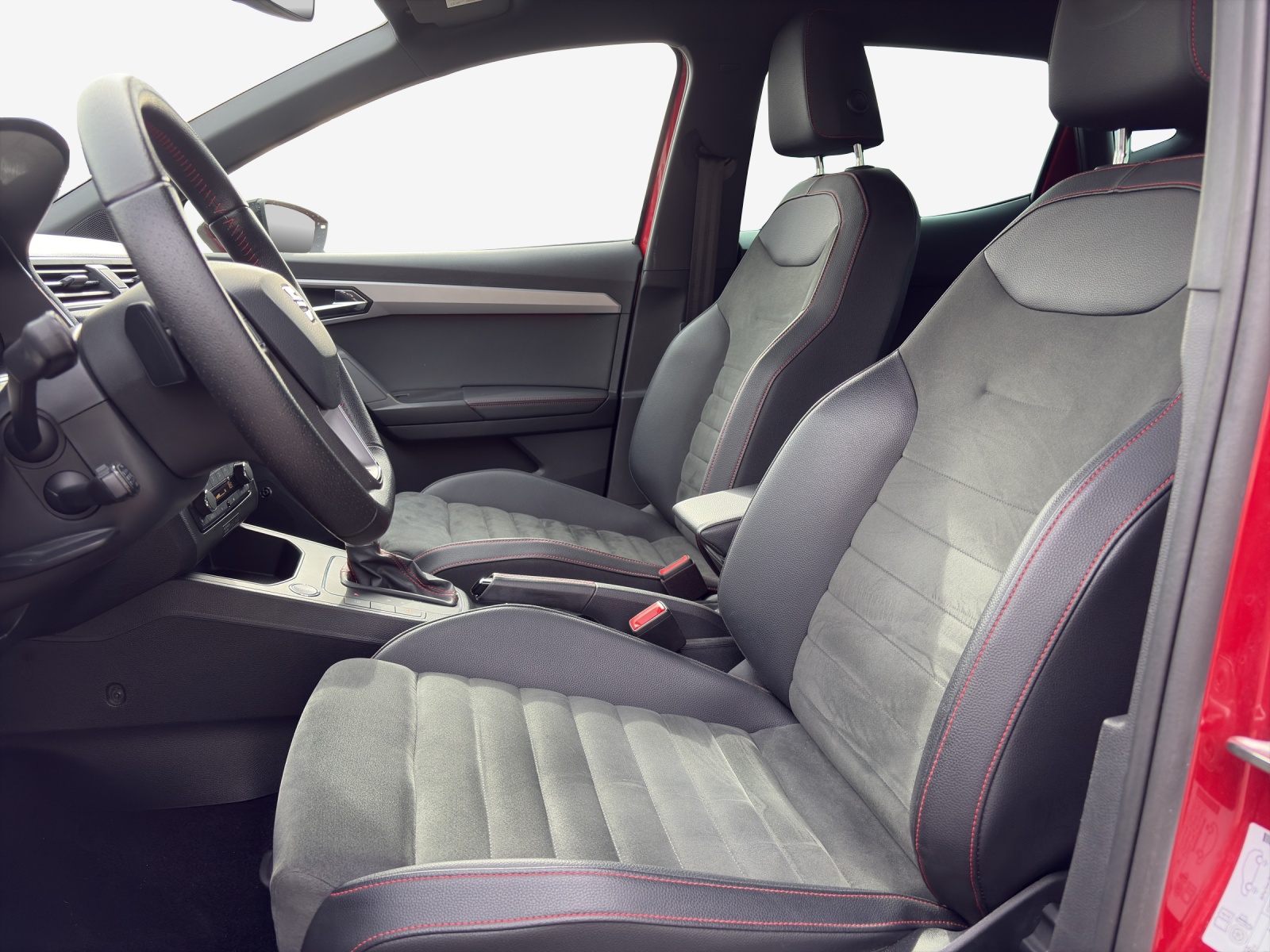 SEAT Ibiza 1.5 EcoTSI Hola FR DSG-image-7