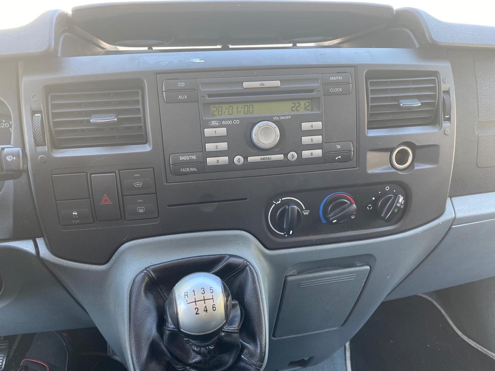 FORD Transit 2.2 TDCi Tourneo 280S Trend-image-11