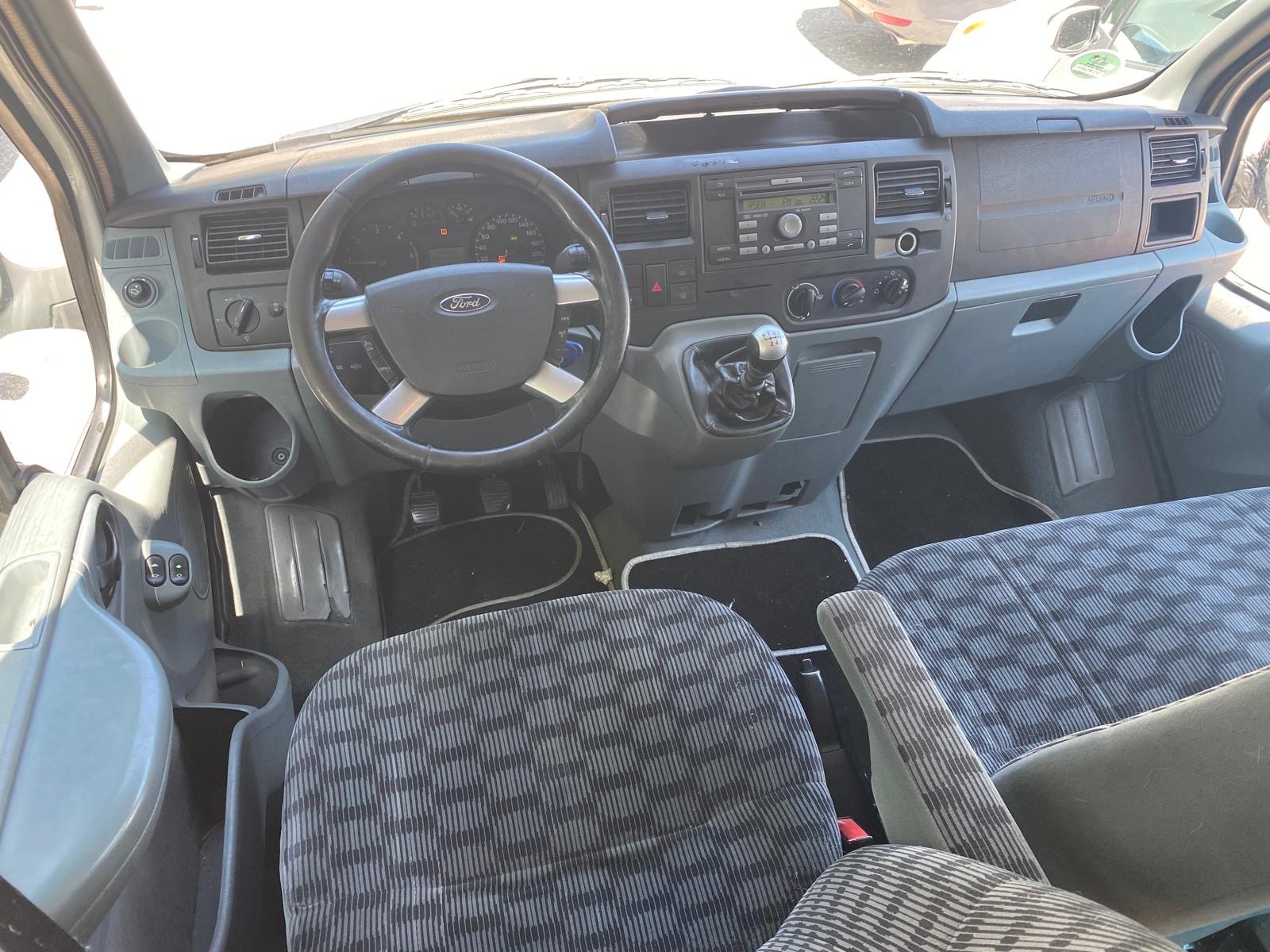 FORD Transit 2.2 TDCi Tourneo 280S Trend-image-5