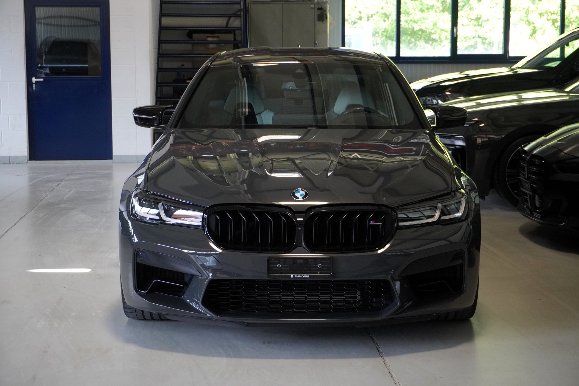 BMW M5 xDrive Competition Drivelogic // Individual Dravitgrau //-image-1