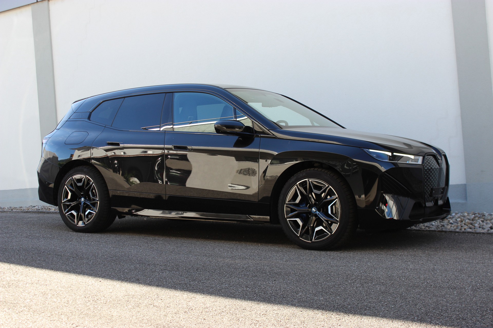 BMW iX xDrive50 *0.9%-LEASINGAKTION*-image-5