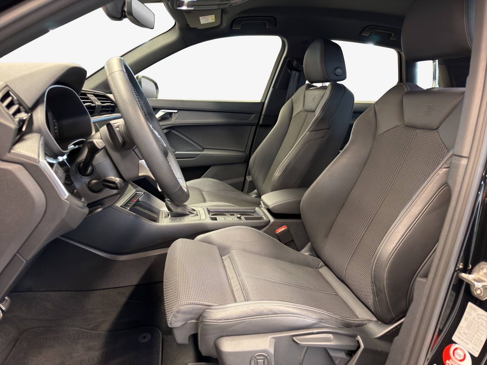 AUDI Q3 35 TFSI advanced Attraction S-tronic-image-7