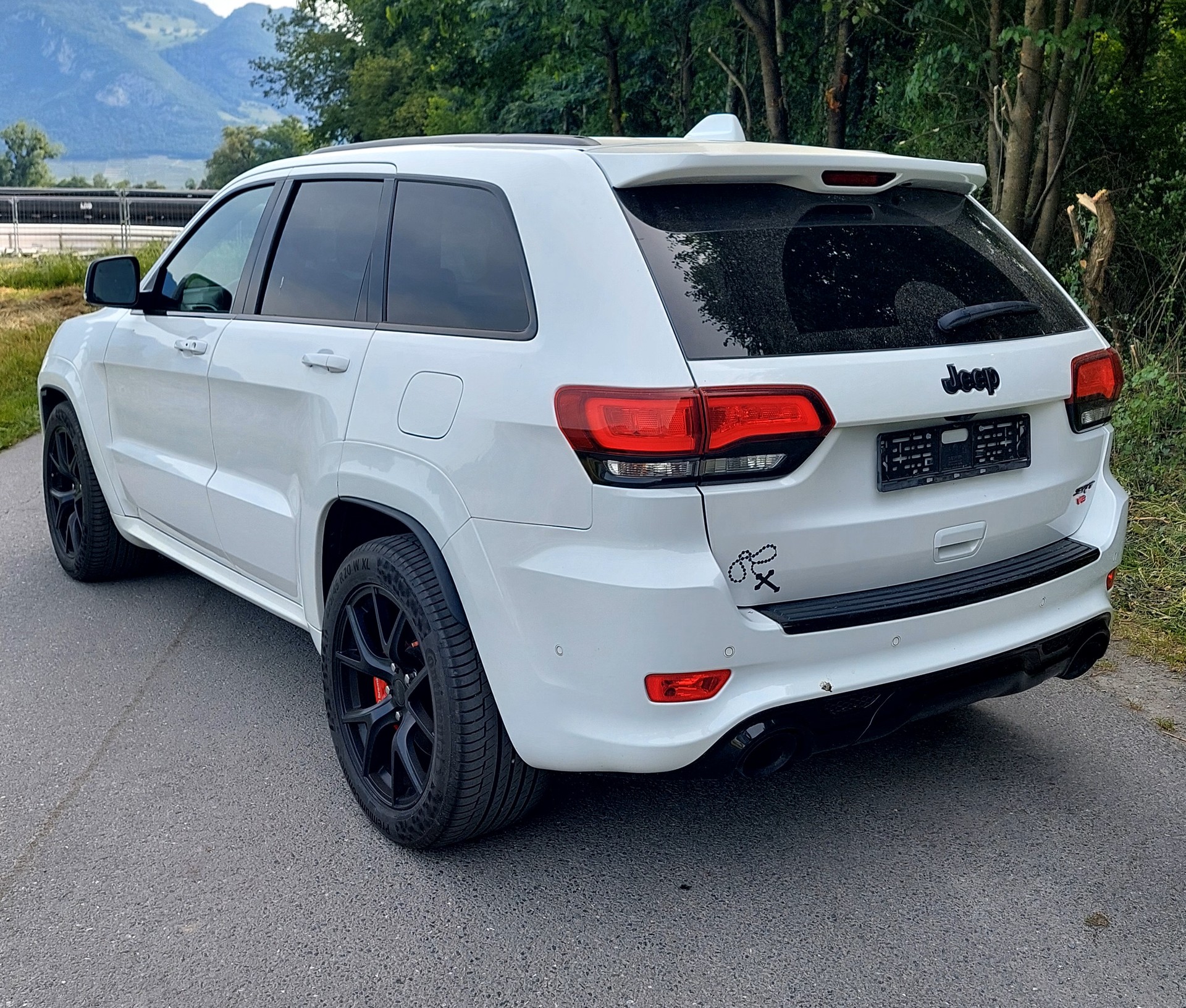 JEEP 6.4 V8 HEMI SRT8-image-5