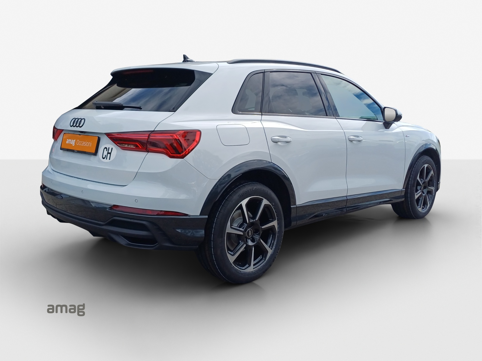 AUDI Q3 35 TFSI S line Attraction S-tronic-image-4