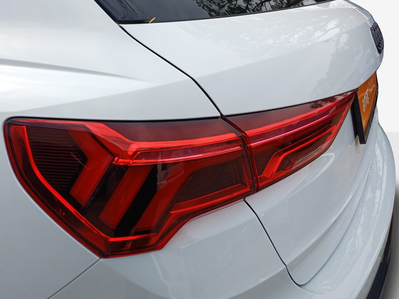 AUDI Q3 35 TFSI S line Attraction S-tronic-image-15