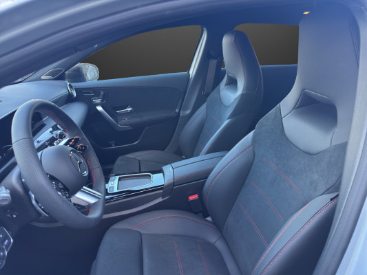 MERCEDES-BENZ A 250 4Matic 8G-DCT-image-5