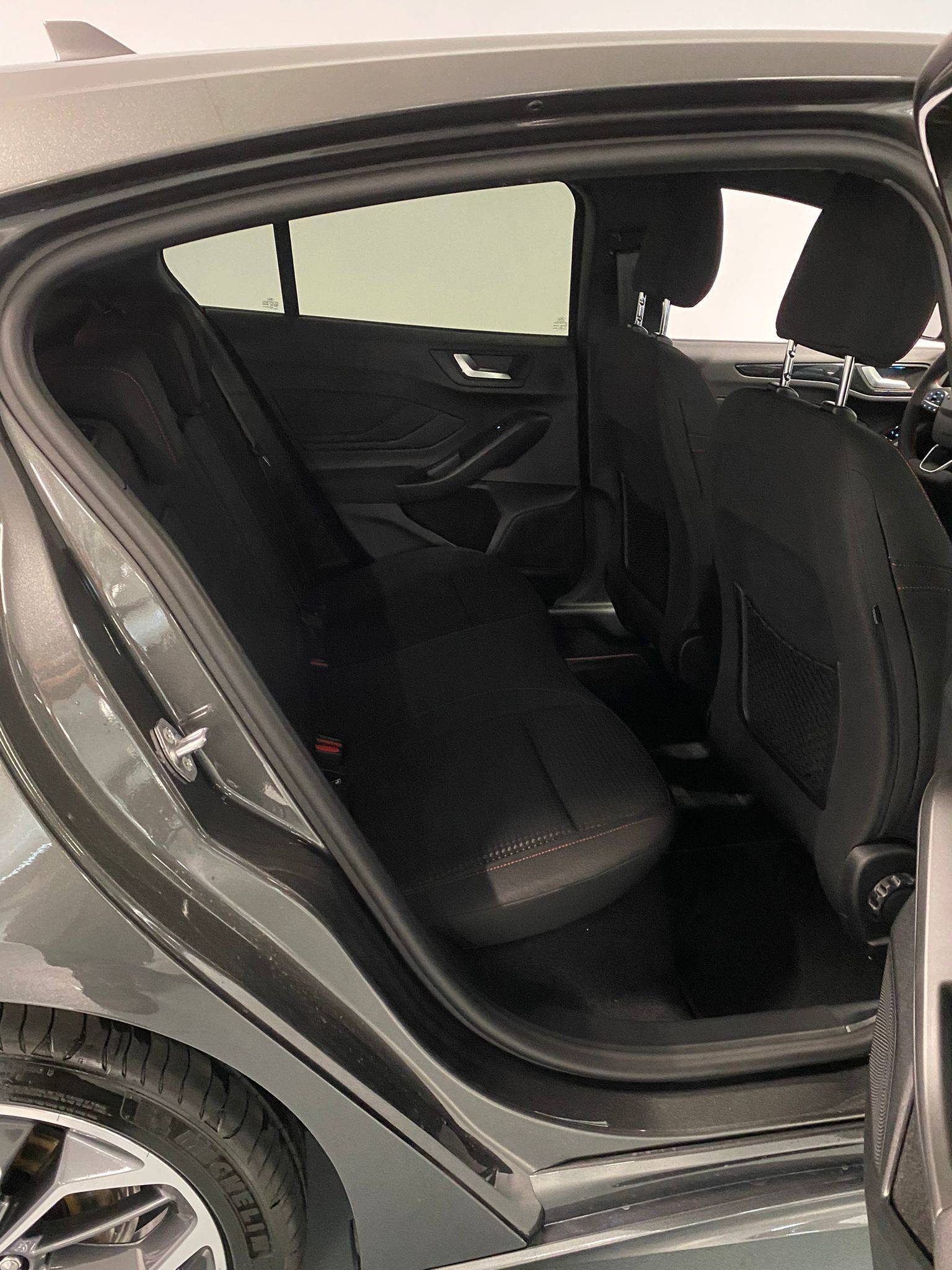 FORD 1.0i EcoB Hybrid 125 ST-Line X-image-5