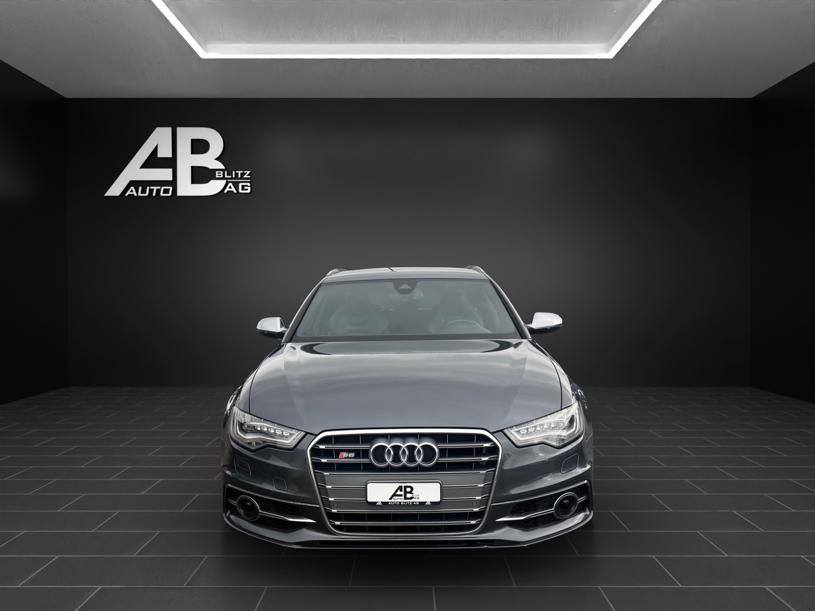 AUDI S6 Avant 4.0 TFSI V8 quattro S-tronic mit 420 PS-image-0