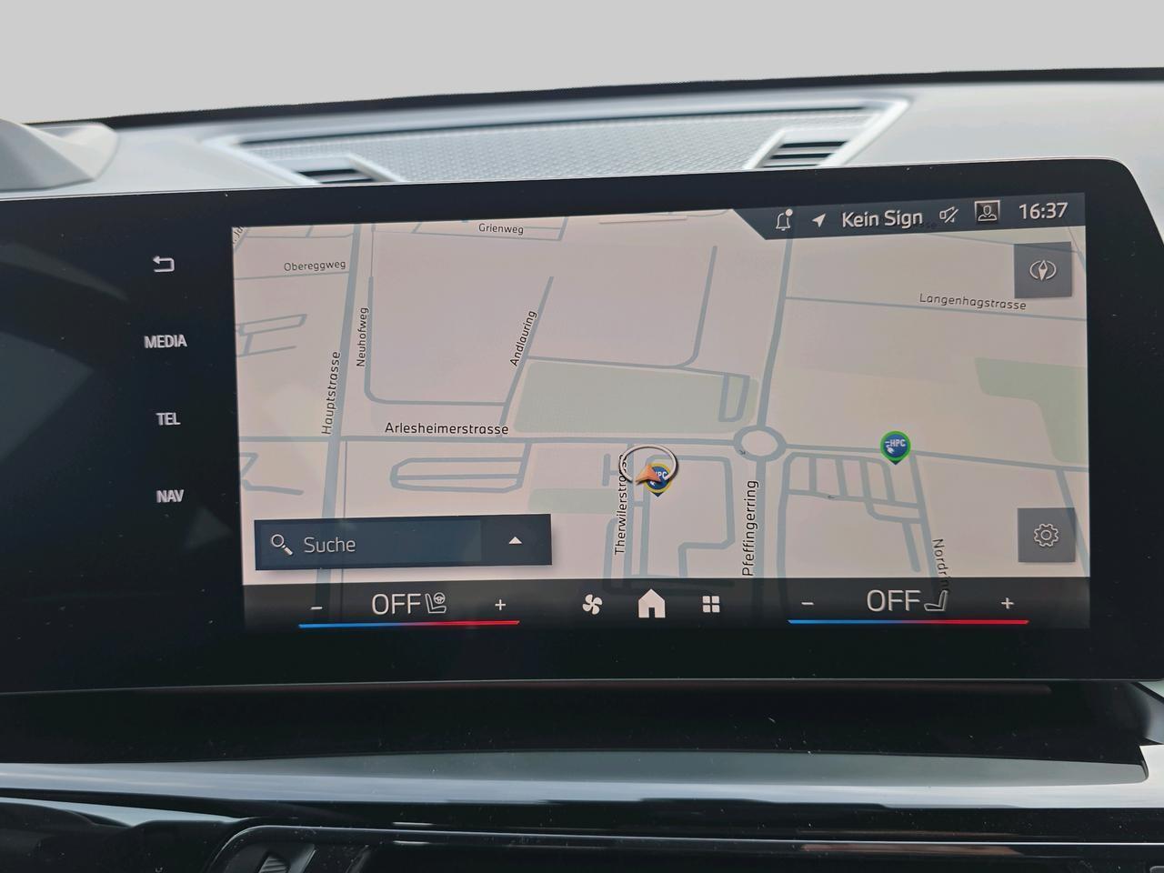 BMW iX1 20 eDrive-image-10