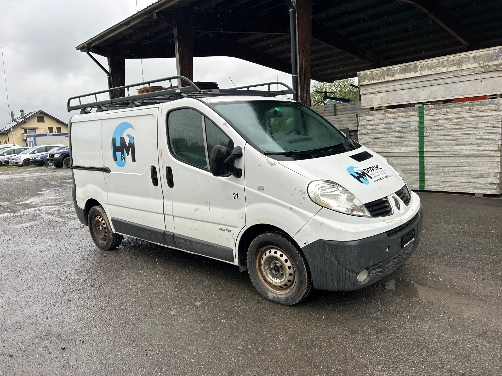 RENAULT Trafic 2.0 dCi 115 2.9t L2H1