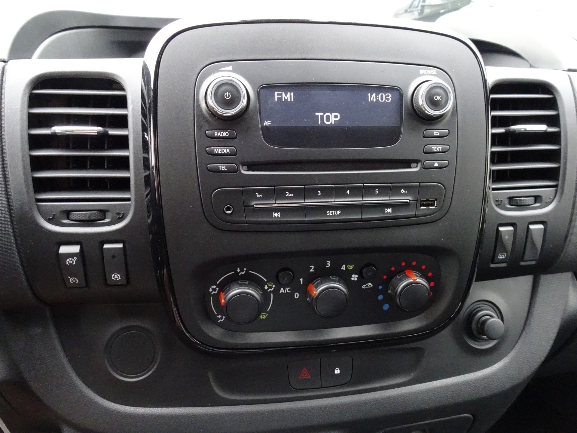 OPEL B 16 CTDI / 9. Plätzer-image-10