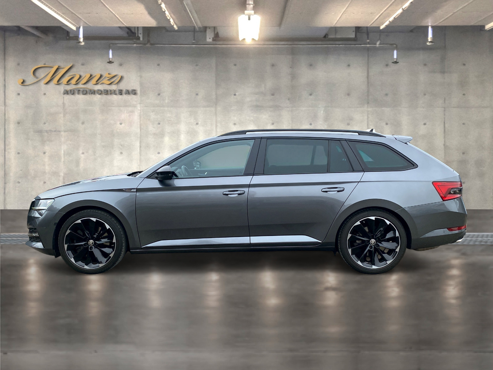 SKODA Superb Combi 2.0 TSI 280PS SportLine 4x4 DSG **Top-Austattung**-image-1
