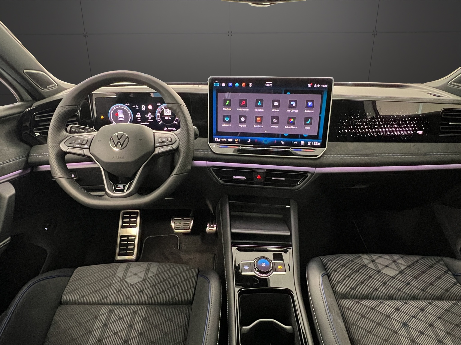 VW Tiguan 2.0 TSI DSG R-Line 4Motion-image-9