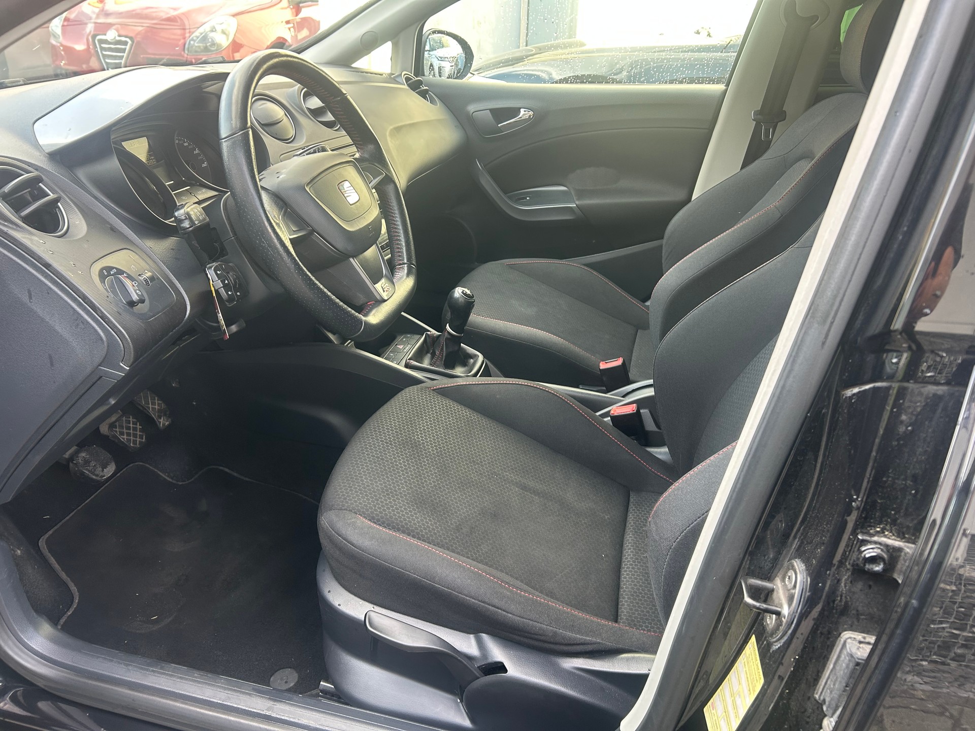SEAT Ibiza 1.2 TSI FR-image-6