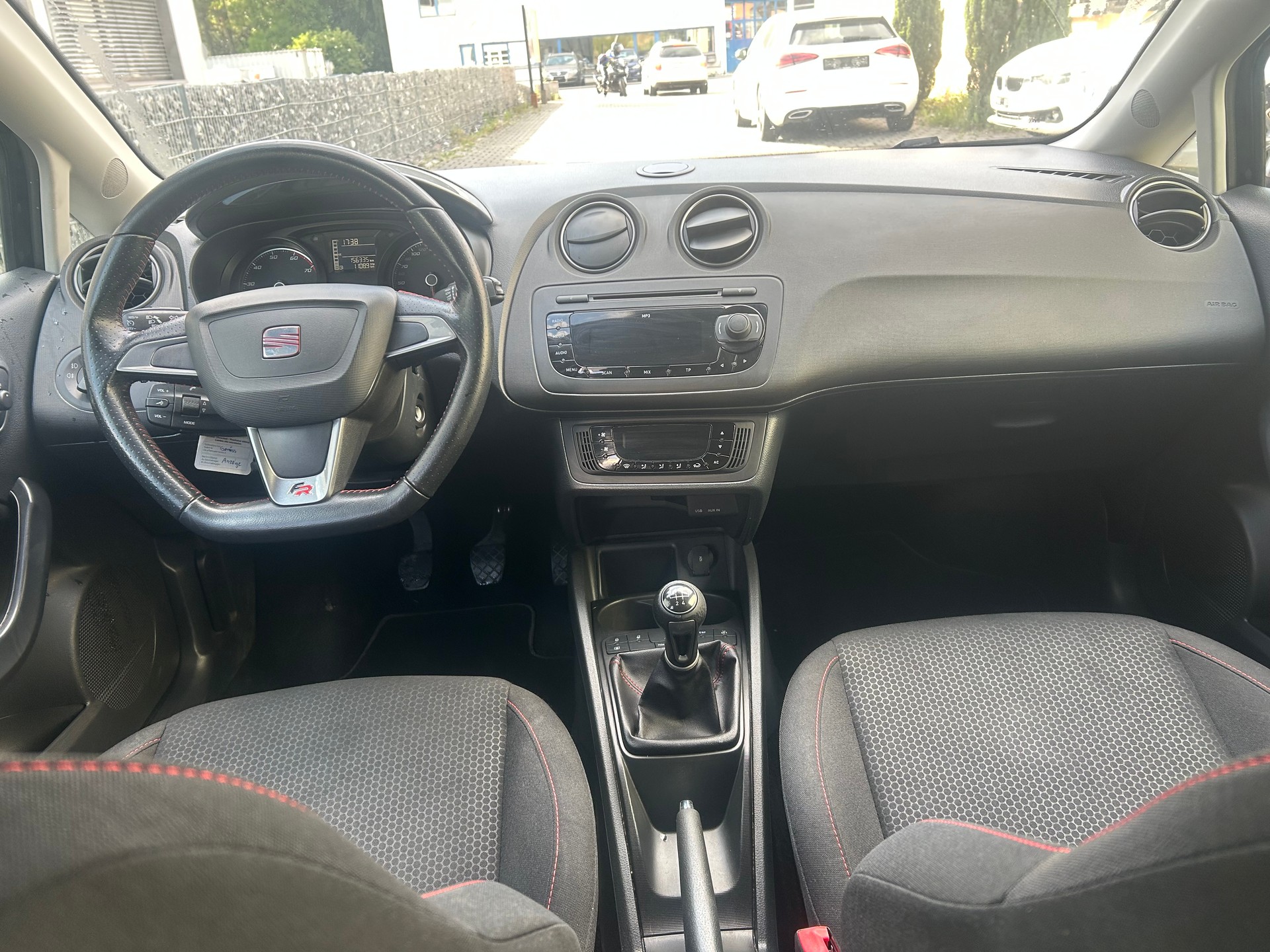 SEAT Ibiza 1.2 TSI FR-image-7