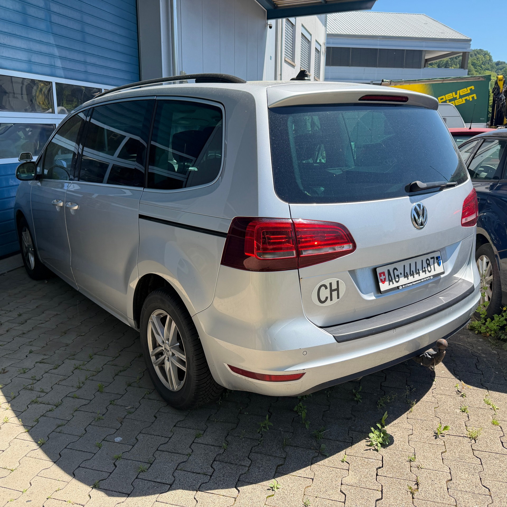 VW Sharan 2.0 TDI BMT Highline 4Motion DSG-image-1