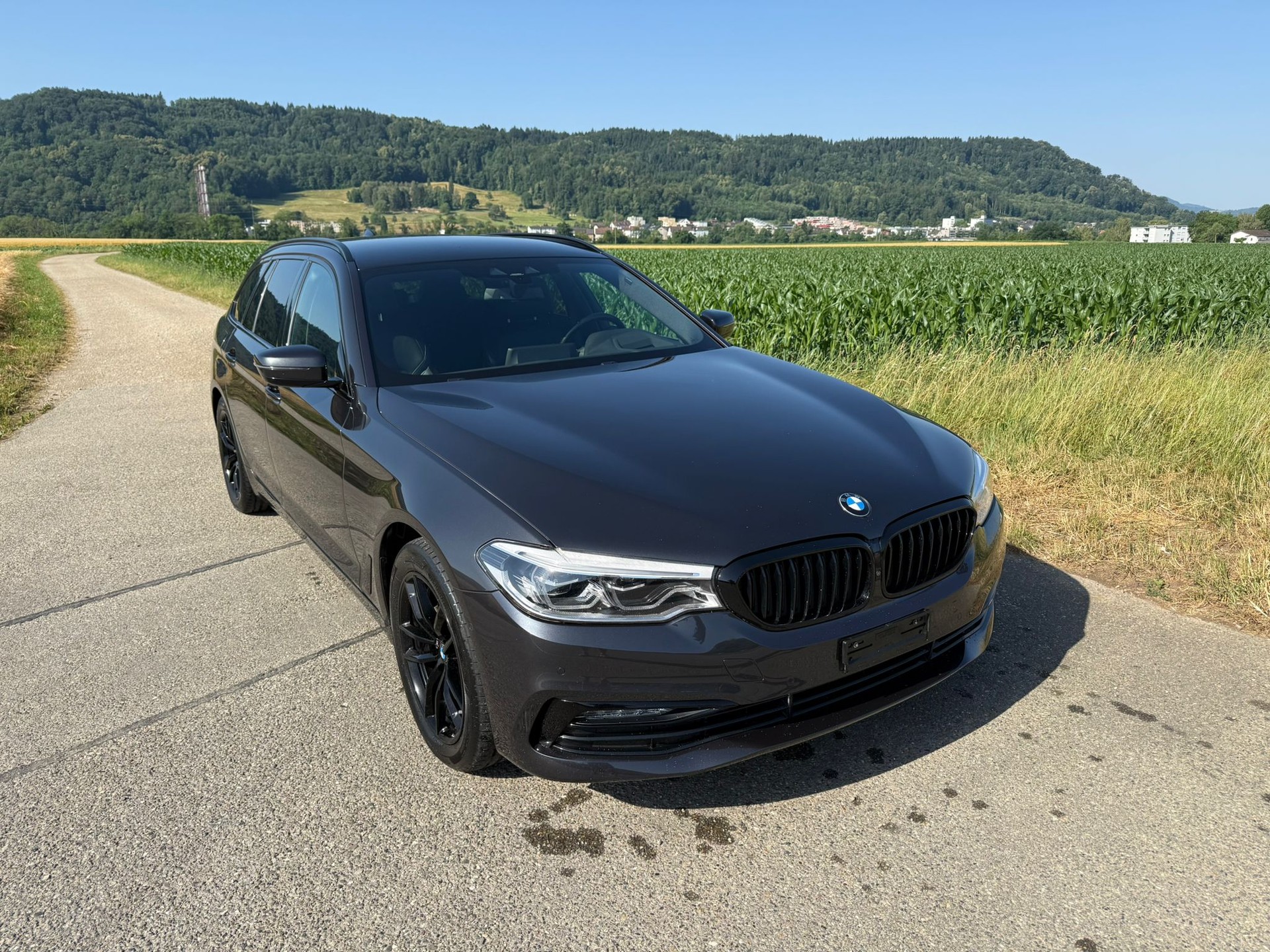 BMW 520d xDrive Touring Sport Line Steptronic-image-3