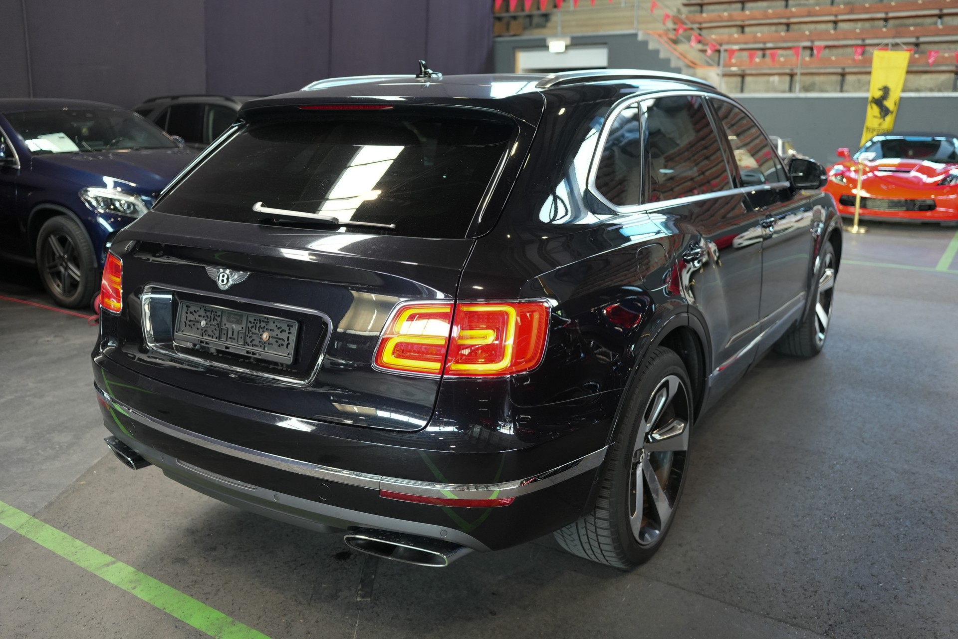 BENTLEY Bentayga W12 First Edition-image-2