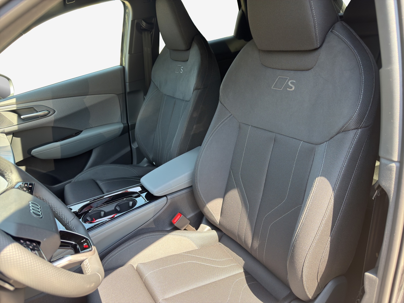 AUDI Q3 SUV TFSI quattro 150 kW S tronic-image-14