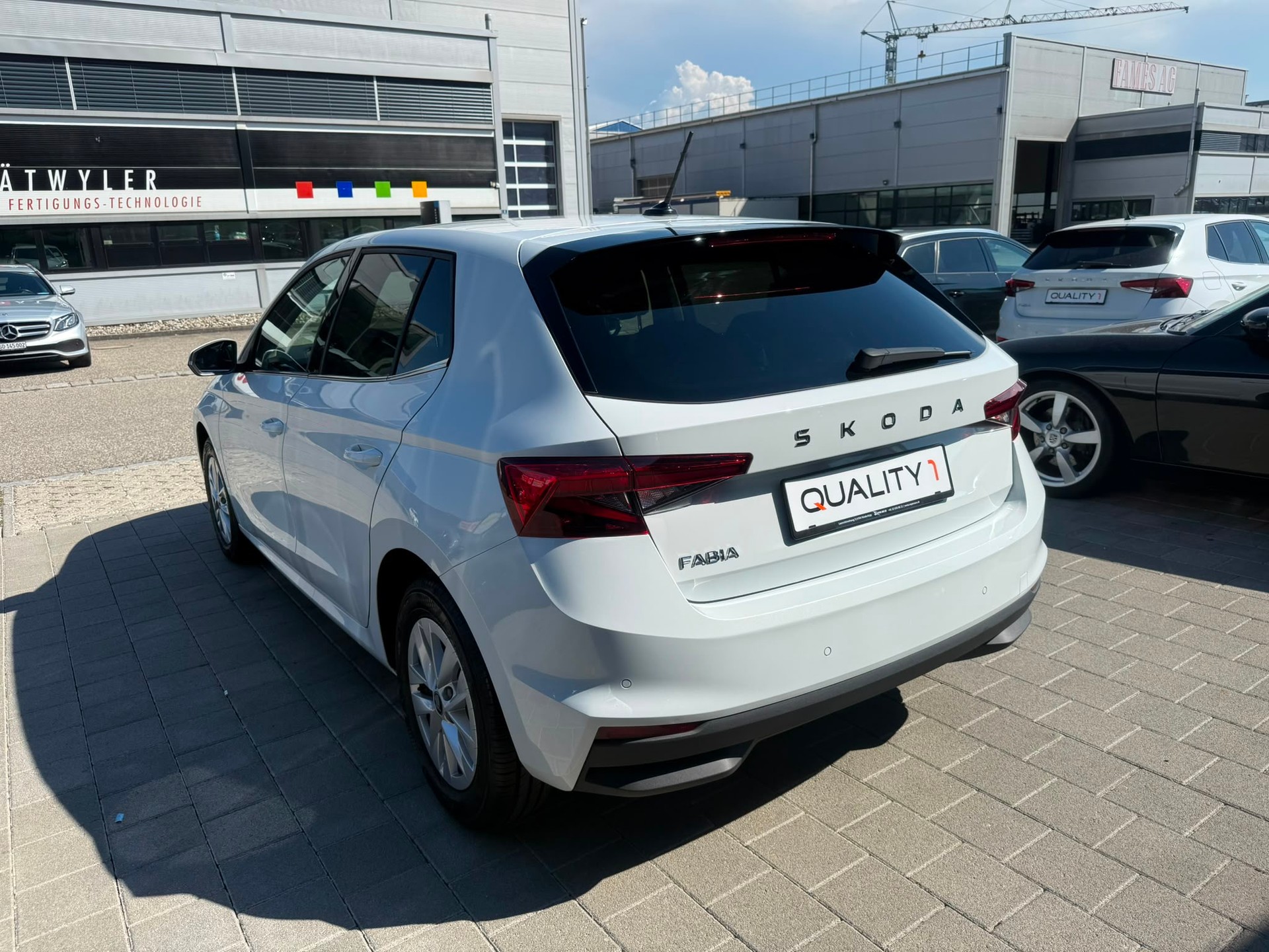SKODA Fabia 1.0 TSI Dynamic DSG-image-4
