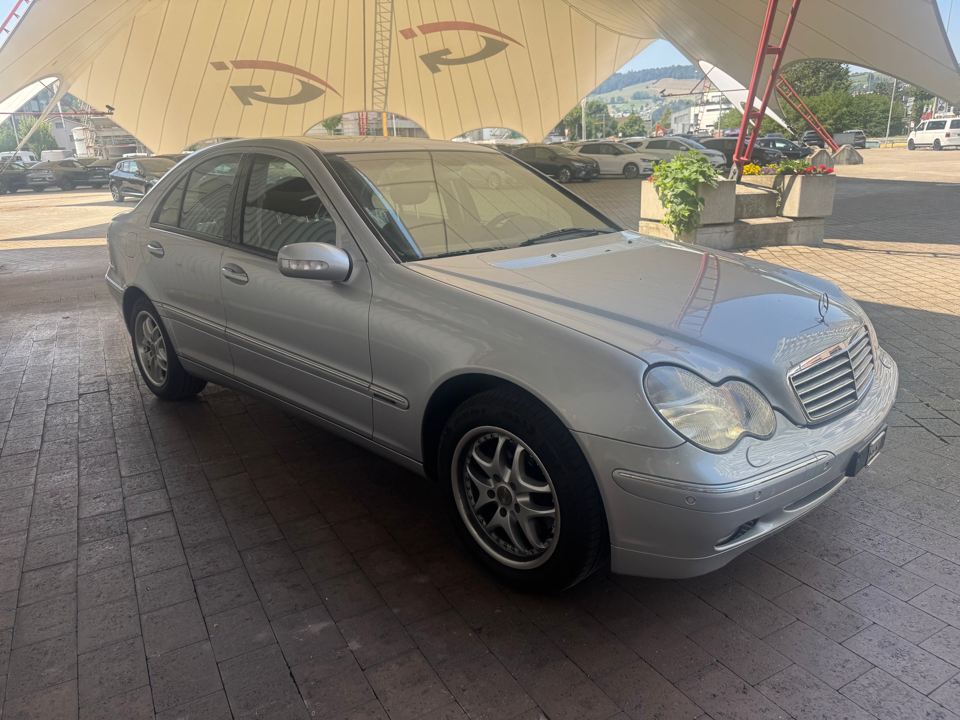 MERCEDES-BENZ C 270 CDI Avantgarde-image-4