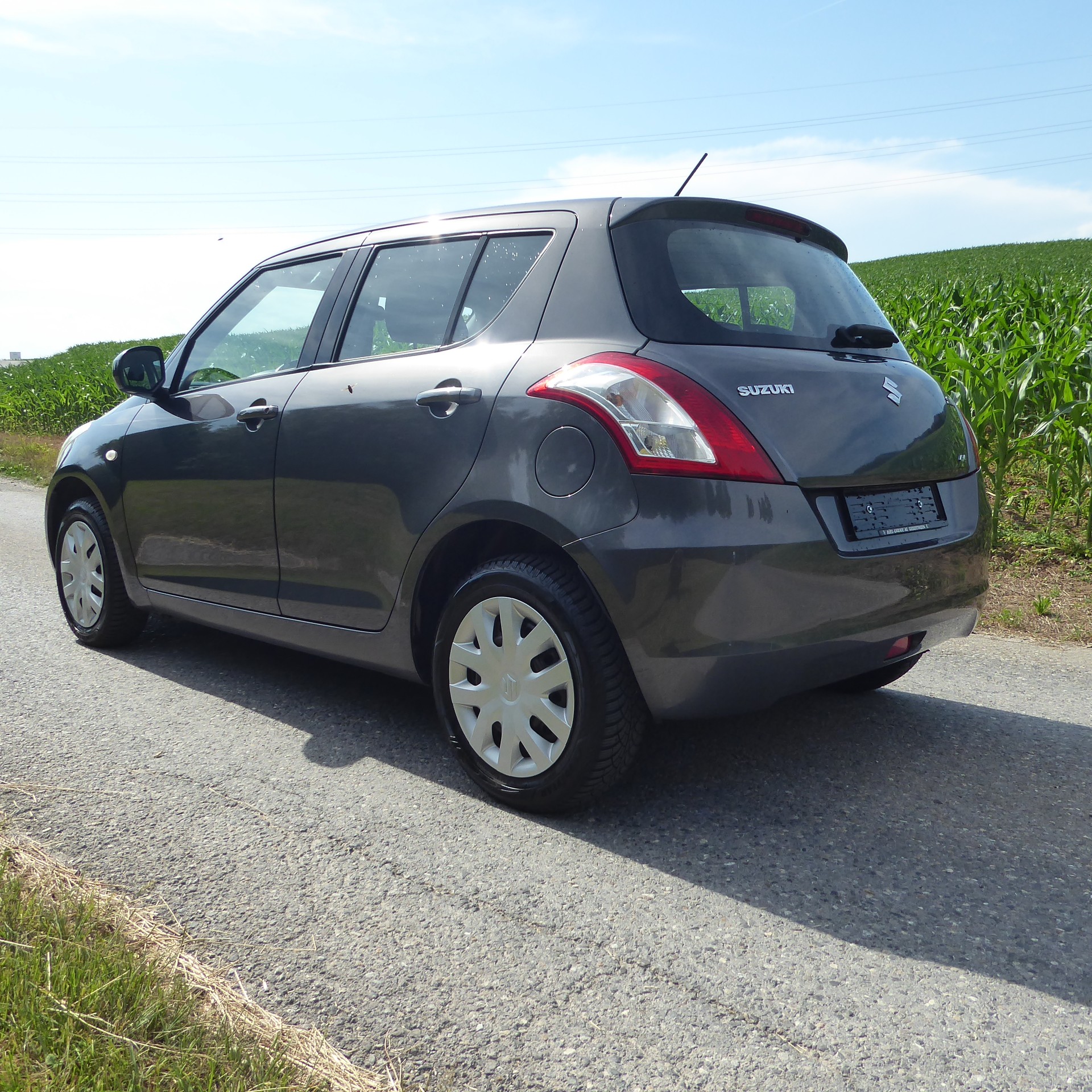 SUZUKI Swift 1.2i 16V GL 4x4-image-2