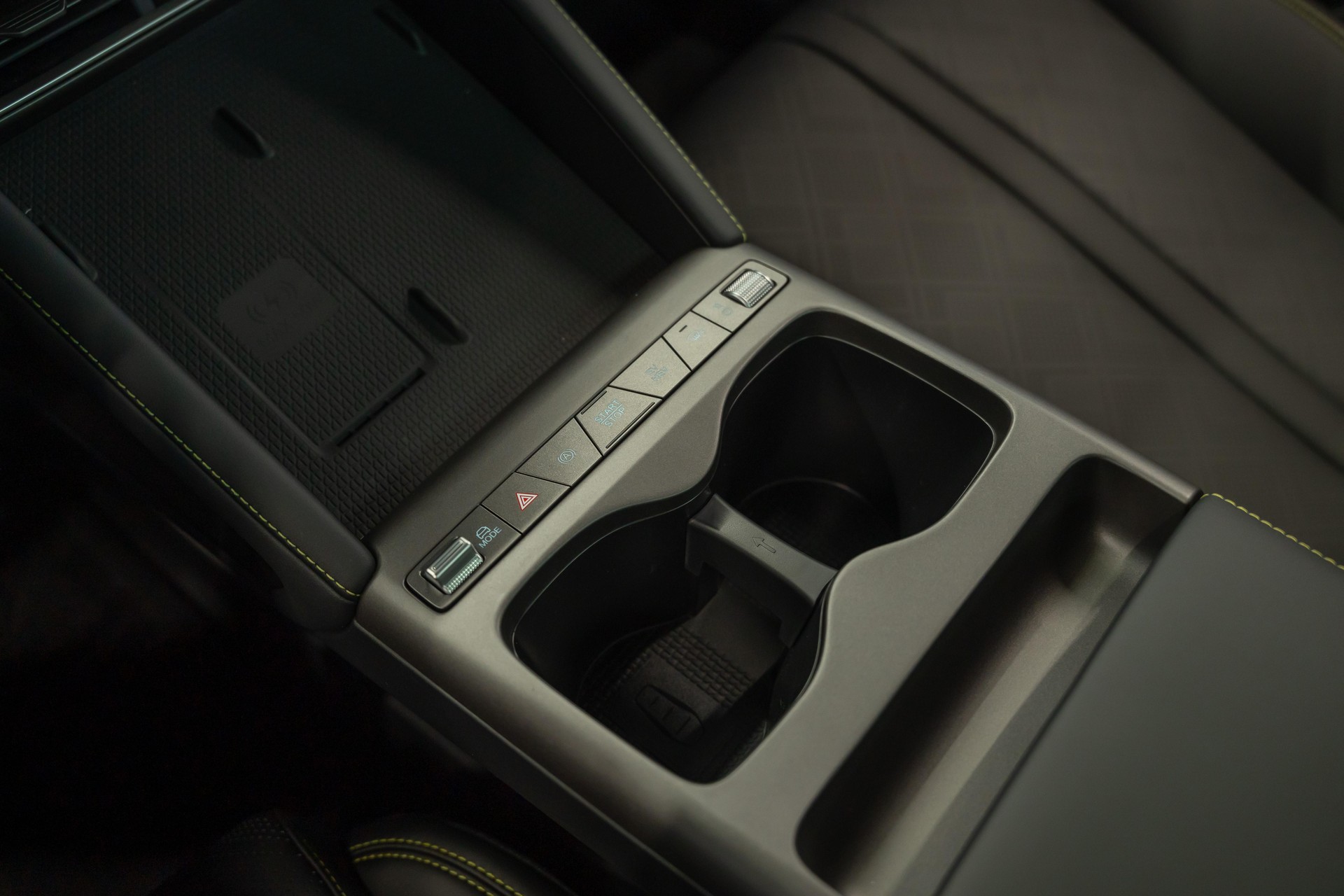 BYD Atto 2 DM-i Boost-image-15