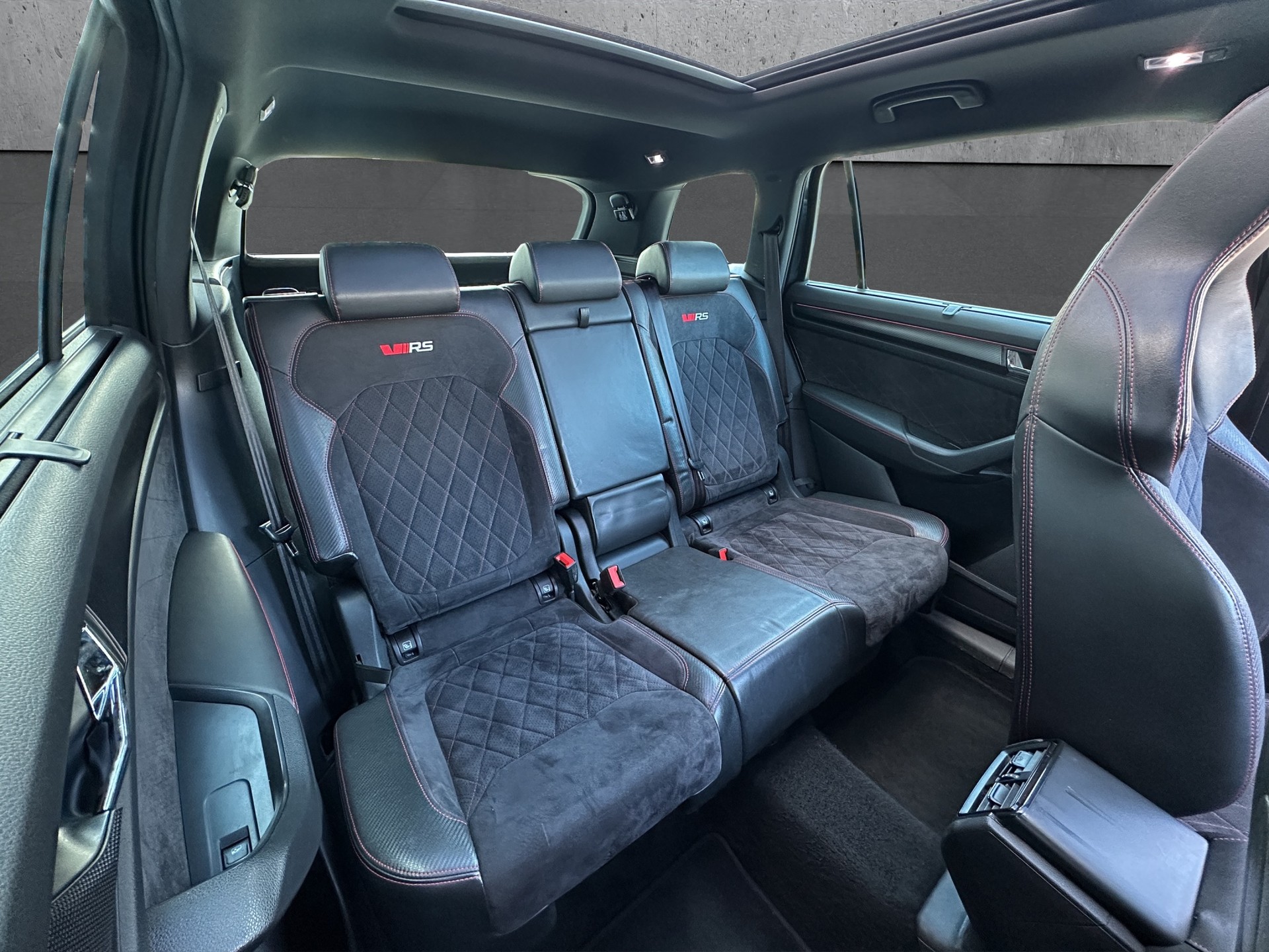 SKODA Kodiaq 2.0 Bi-TDI 240 RS DSG 7PLZ.-image-12