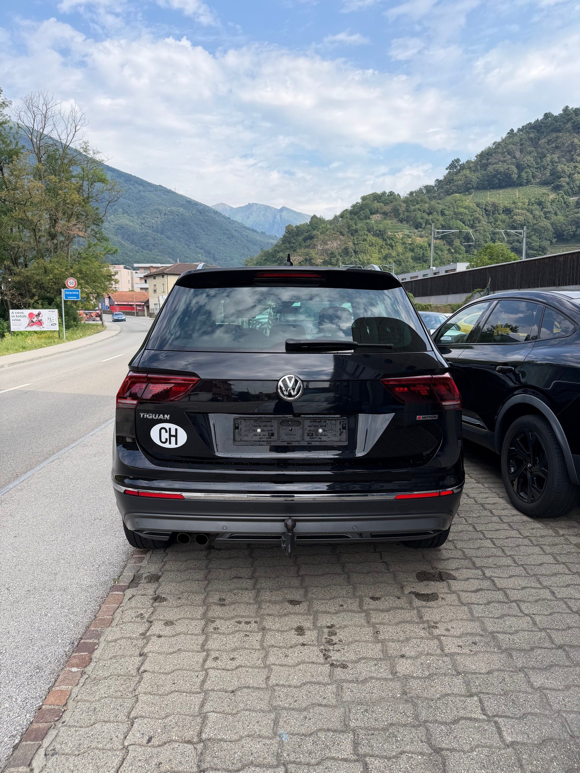 VW Tiguan 2.0TSI Highline 4Motion DSG-image-5