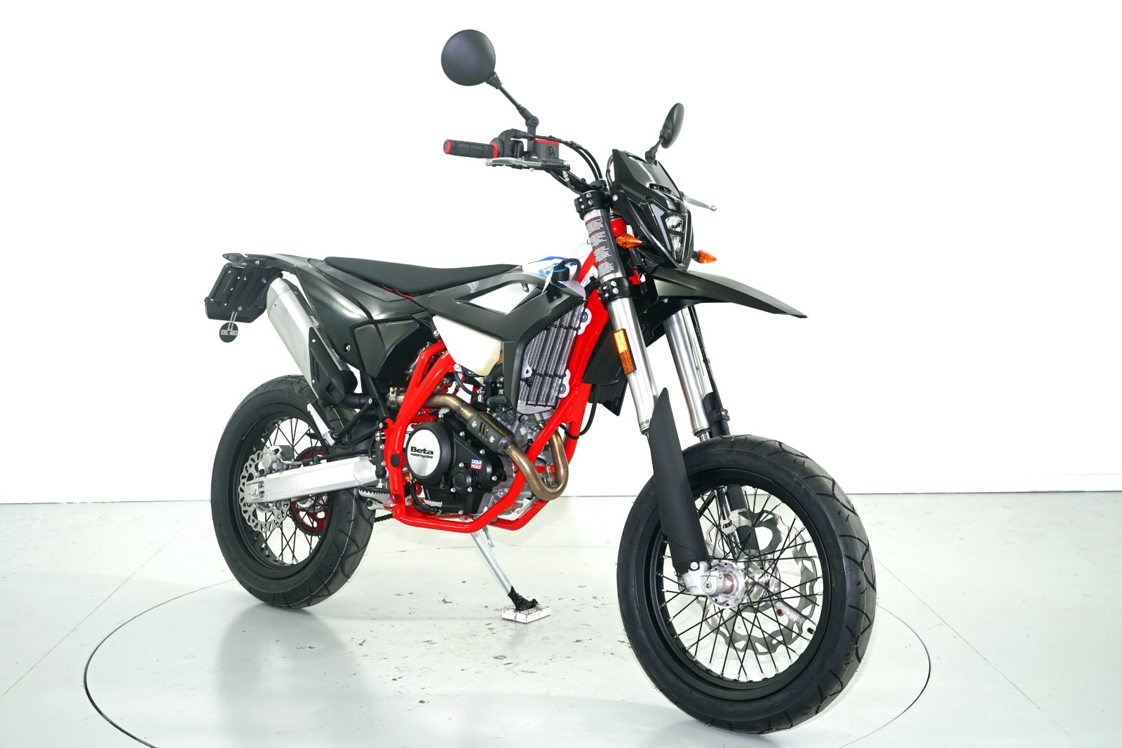 BETA RR 125 4T R ABS-showroom-element-1