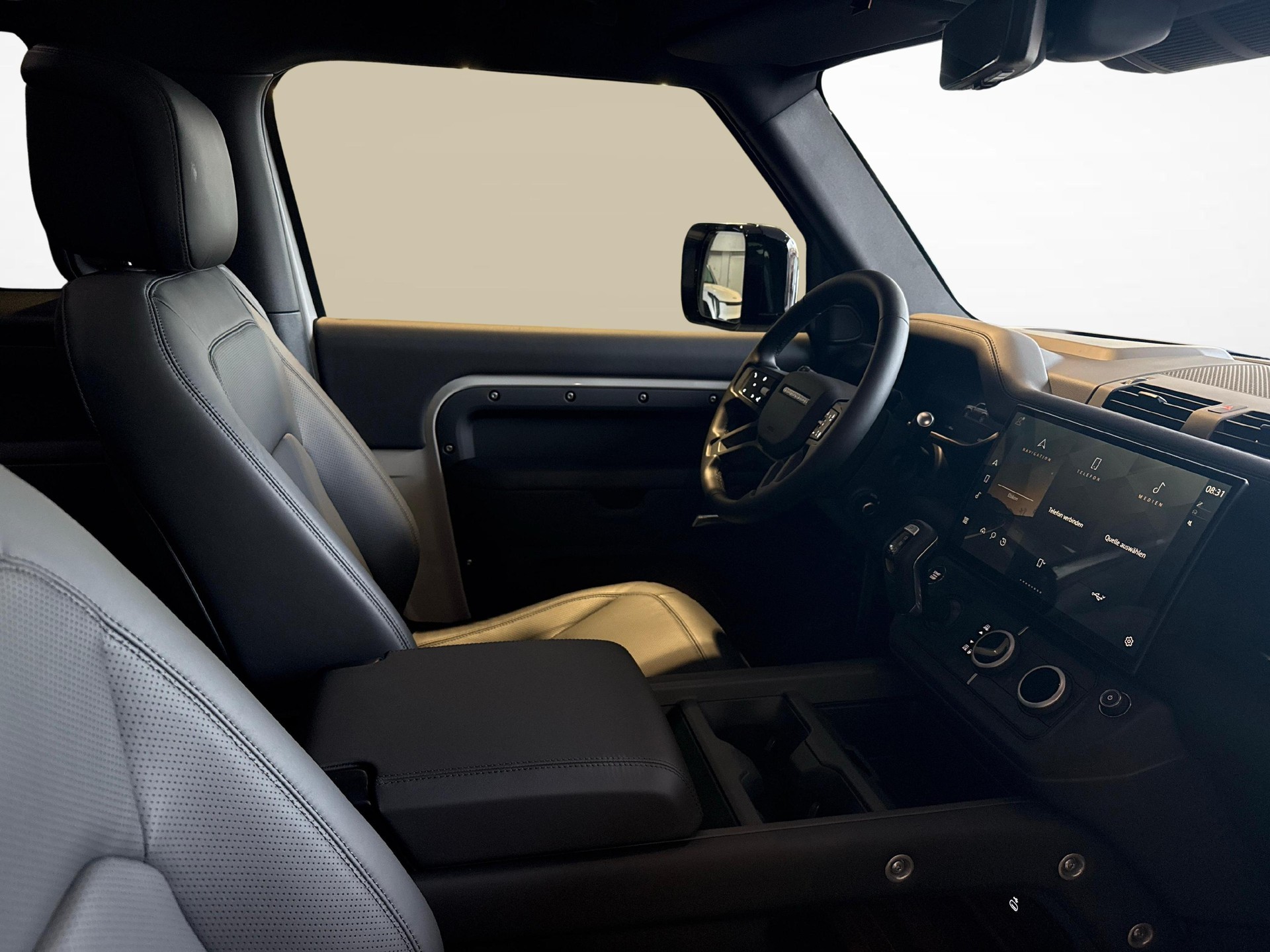 LAND ROVER Defender 90 3.0 D I6 350 X-Dynamic HSE-image-8