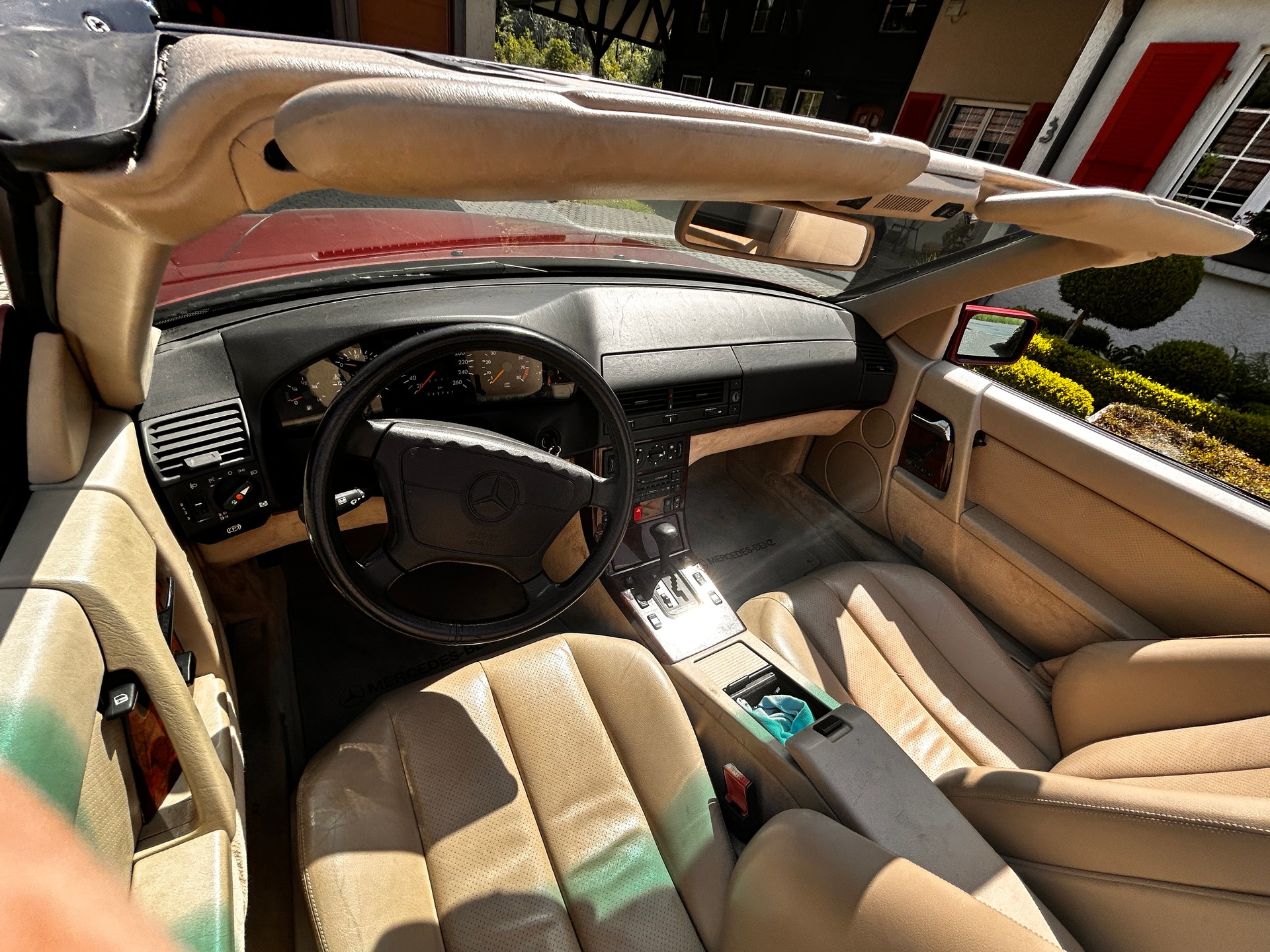 MERCEDES-BENZ 300 SL-24-image-5