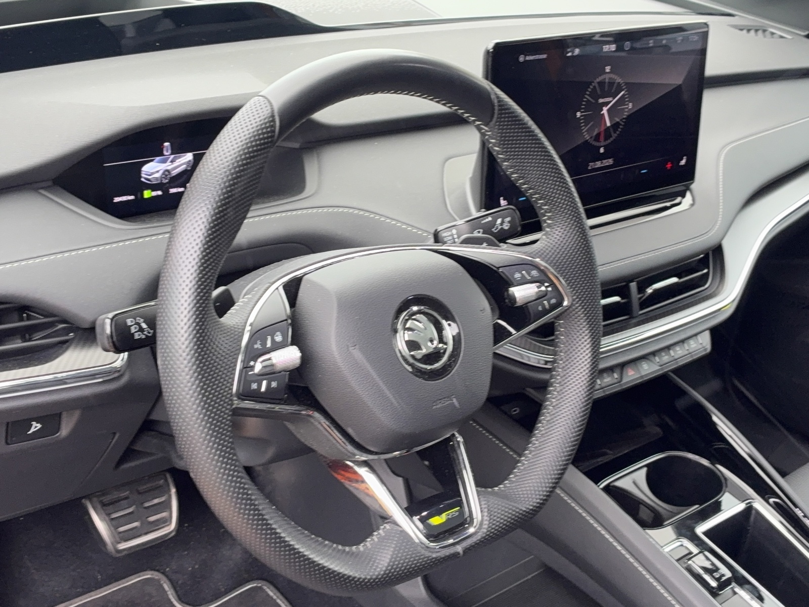 SKODA Enyaq Coupé RS iV 80 4x4-image-9